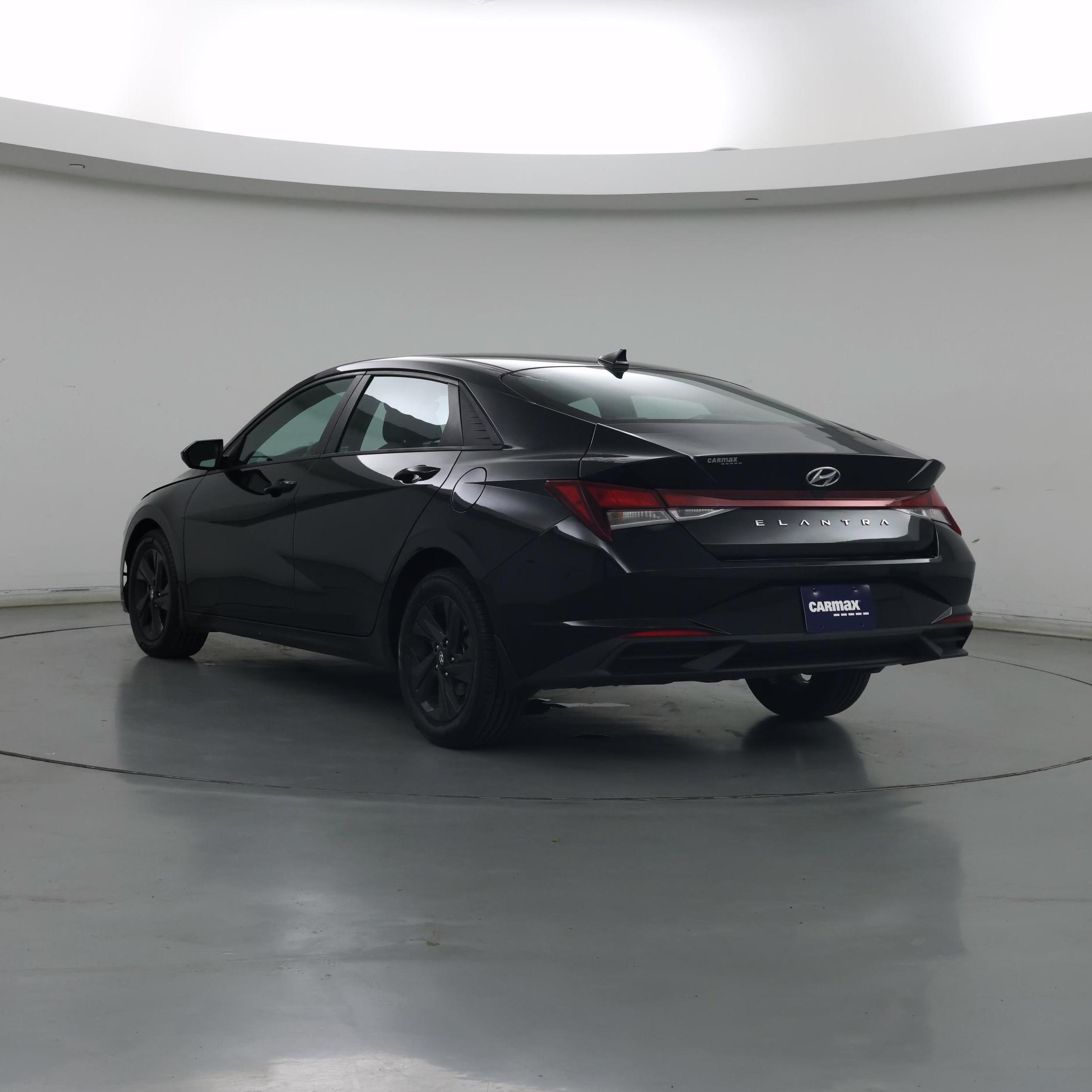 Thumbnail: 2022 Hyundai Elantra - 2