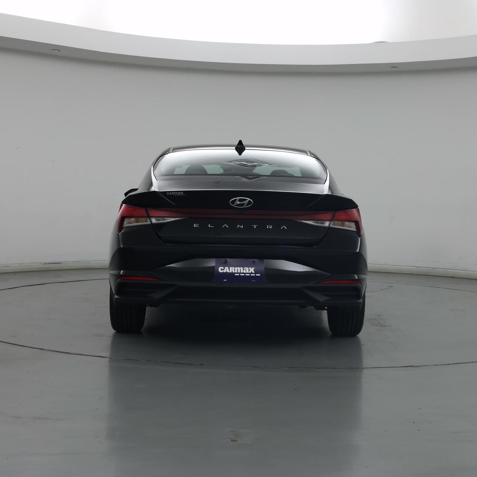 Thumbnail: 2022 Hyundai Elantra - 6