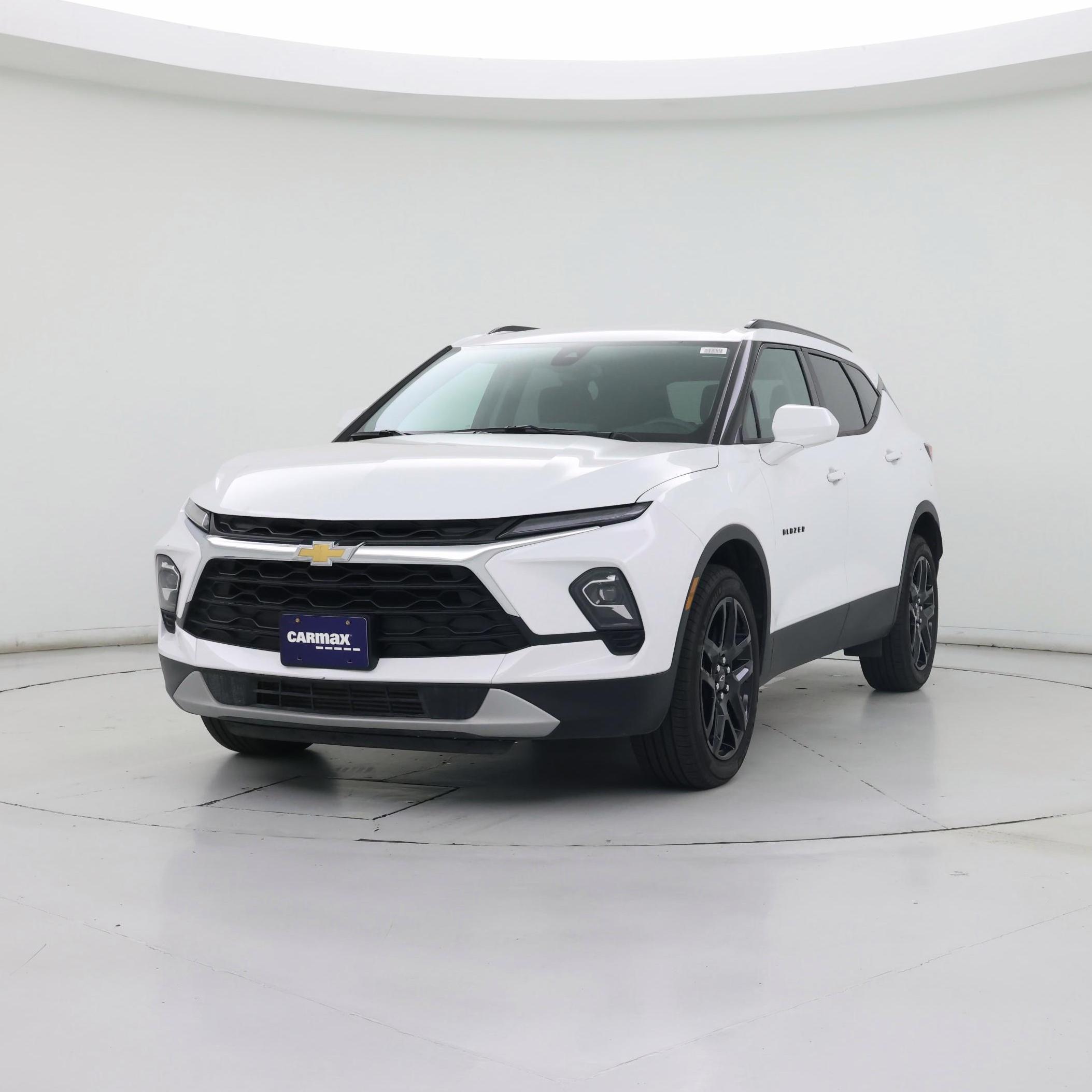 Thumbnail: 2023 Chevrolet Blazer - 4