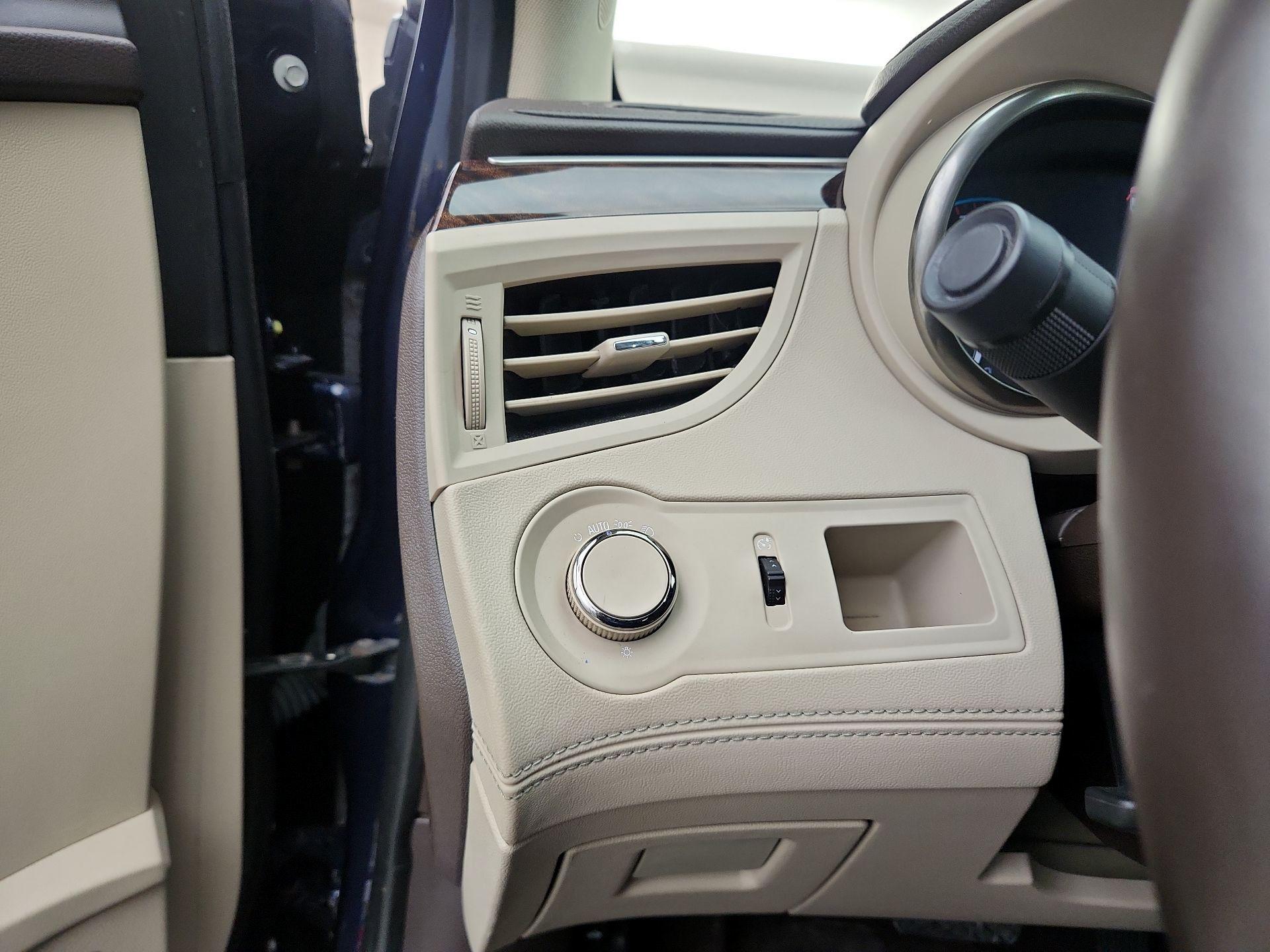 Thumbnail: 2016 Buick LaCrosse - 13