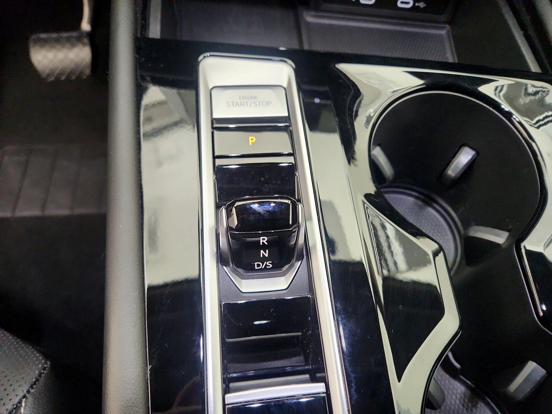 Thumbnail: 2024 Volkswagen Atlas - 17