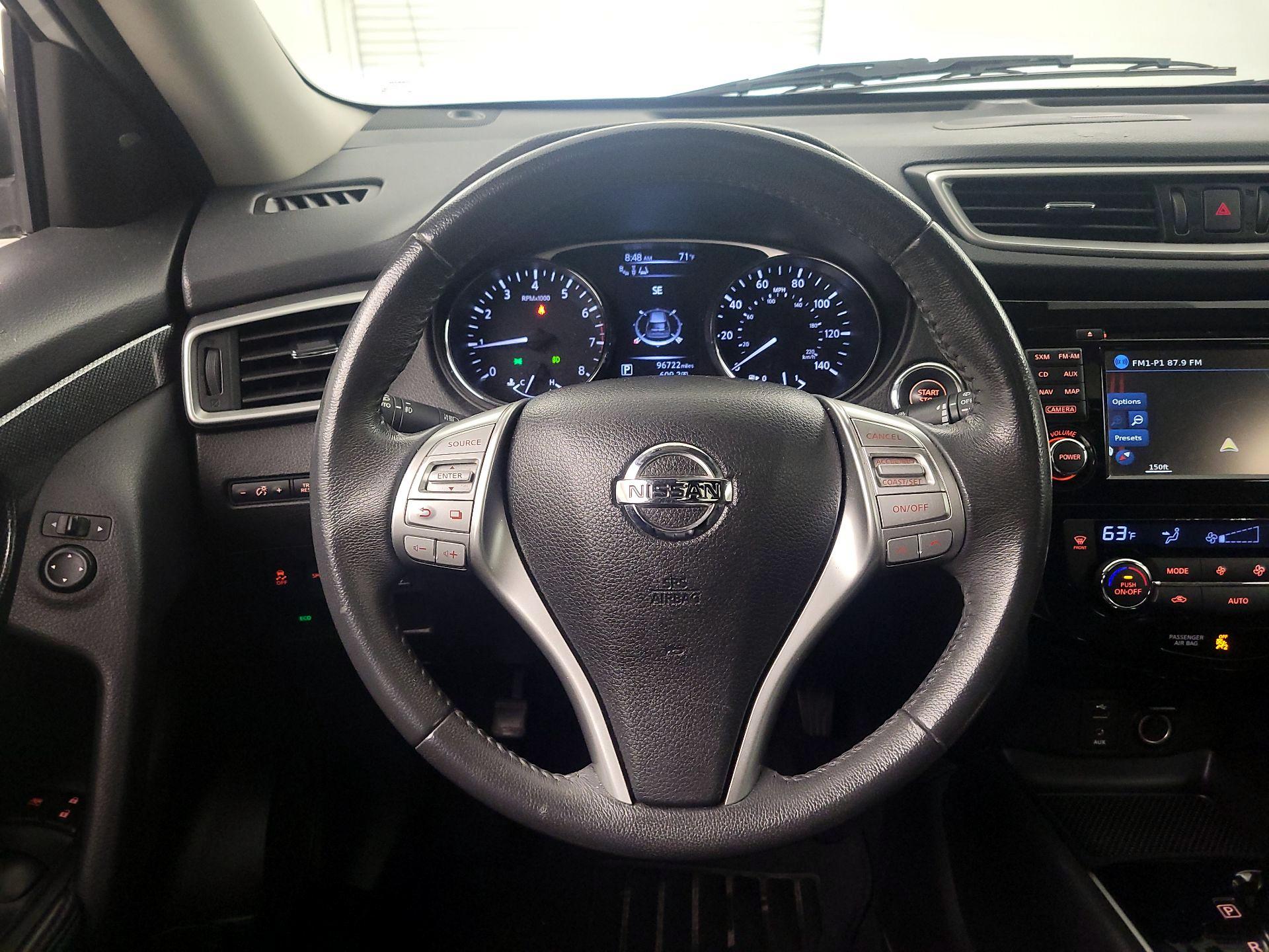 Thumbnail: 2015 Nissan Rogue - 10
