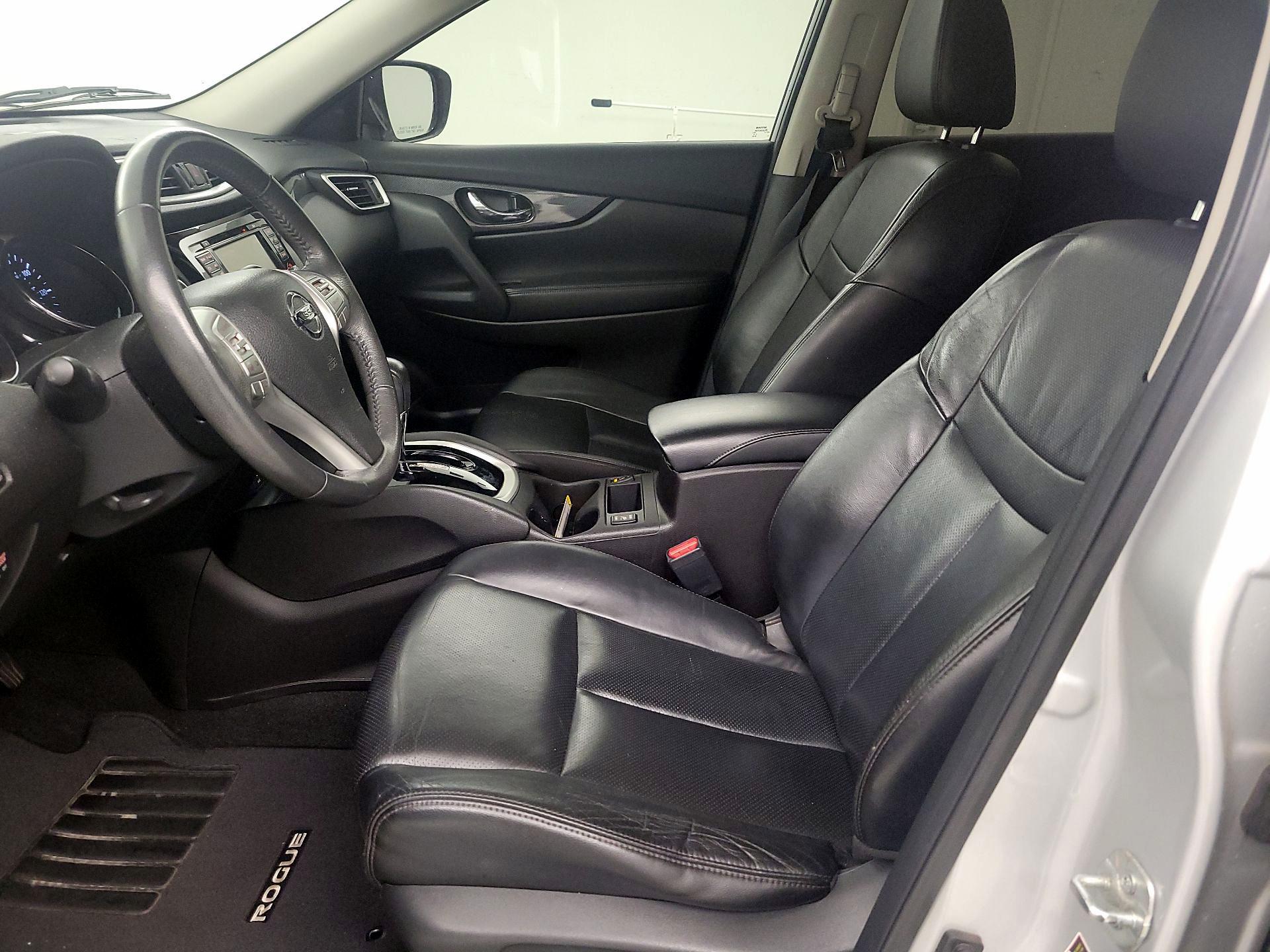 Thumbnail: 2015 Nissan Rogue - 11