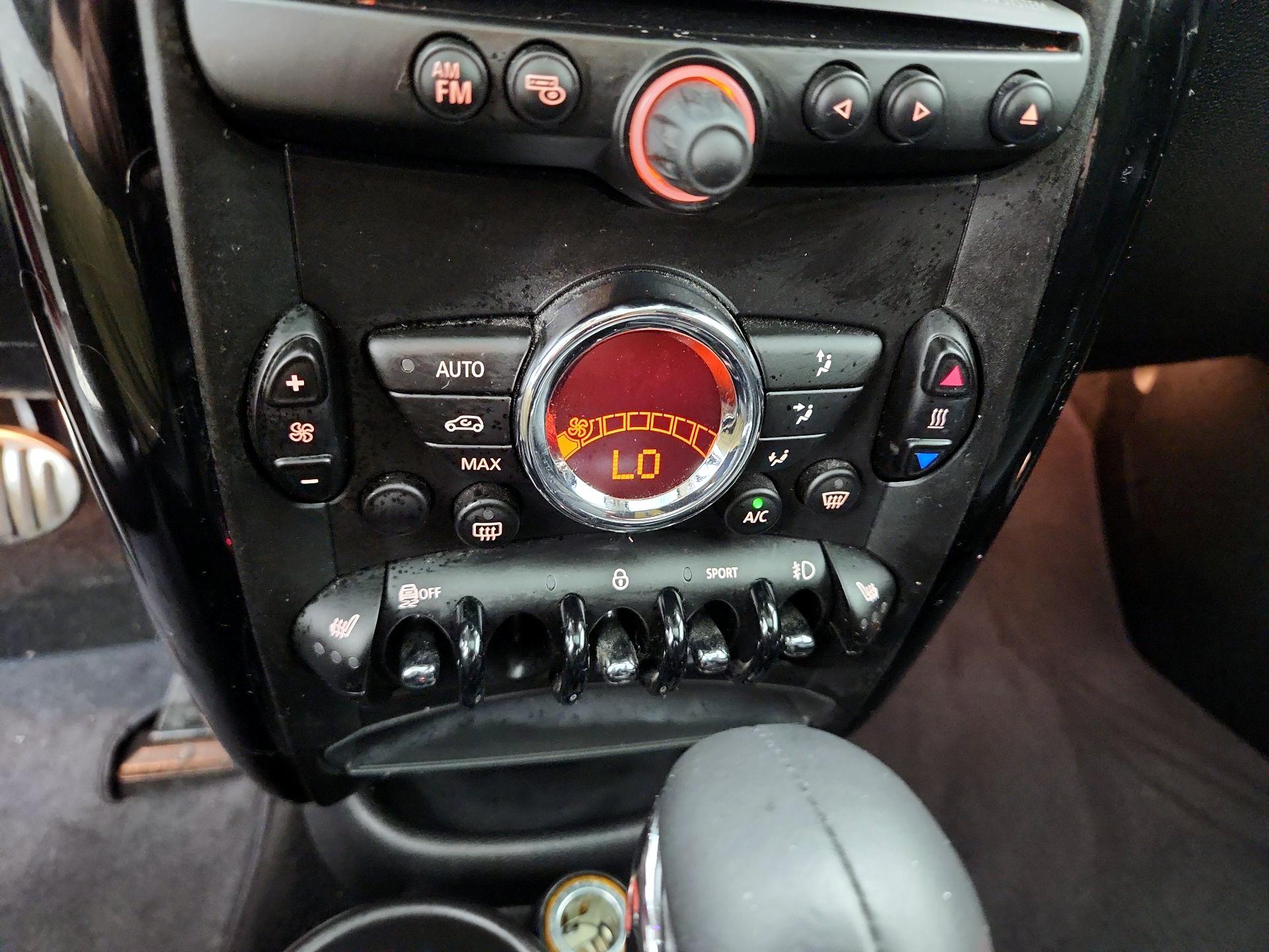 Thumbnail: 2016 MINI Cooper Countryman - 14