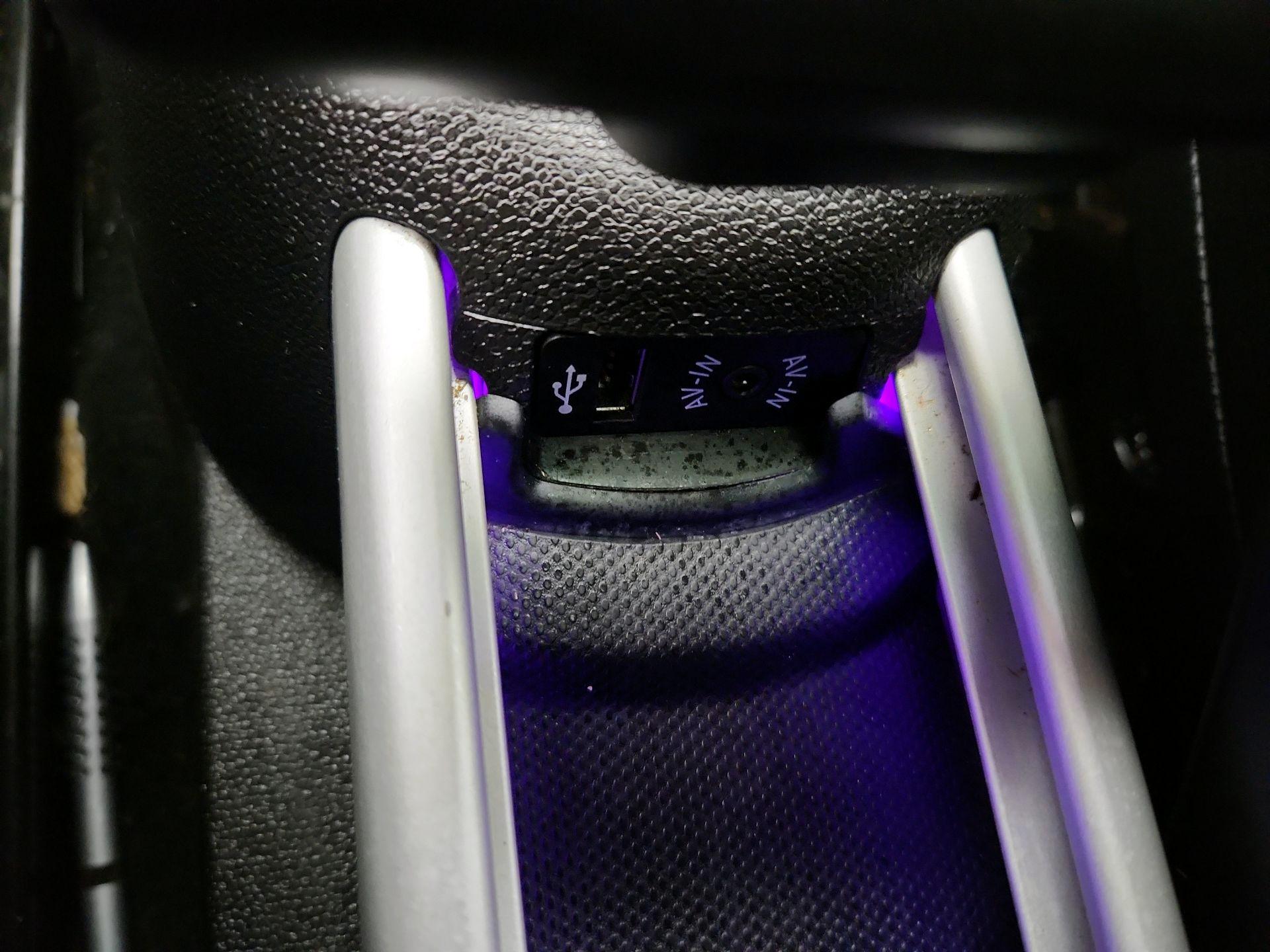 Thumbnail: 2016 MINI Cooper Countryman - 16
