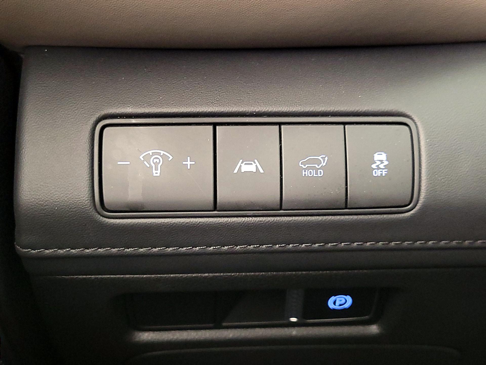 Thumbnail: 2023 Hyundai Santa Fe - 13