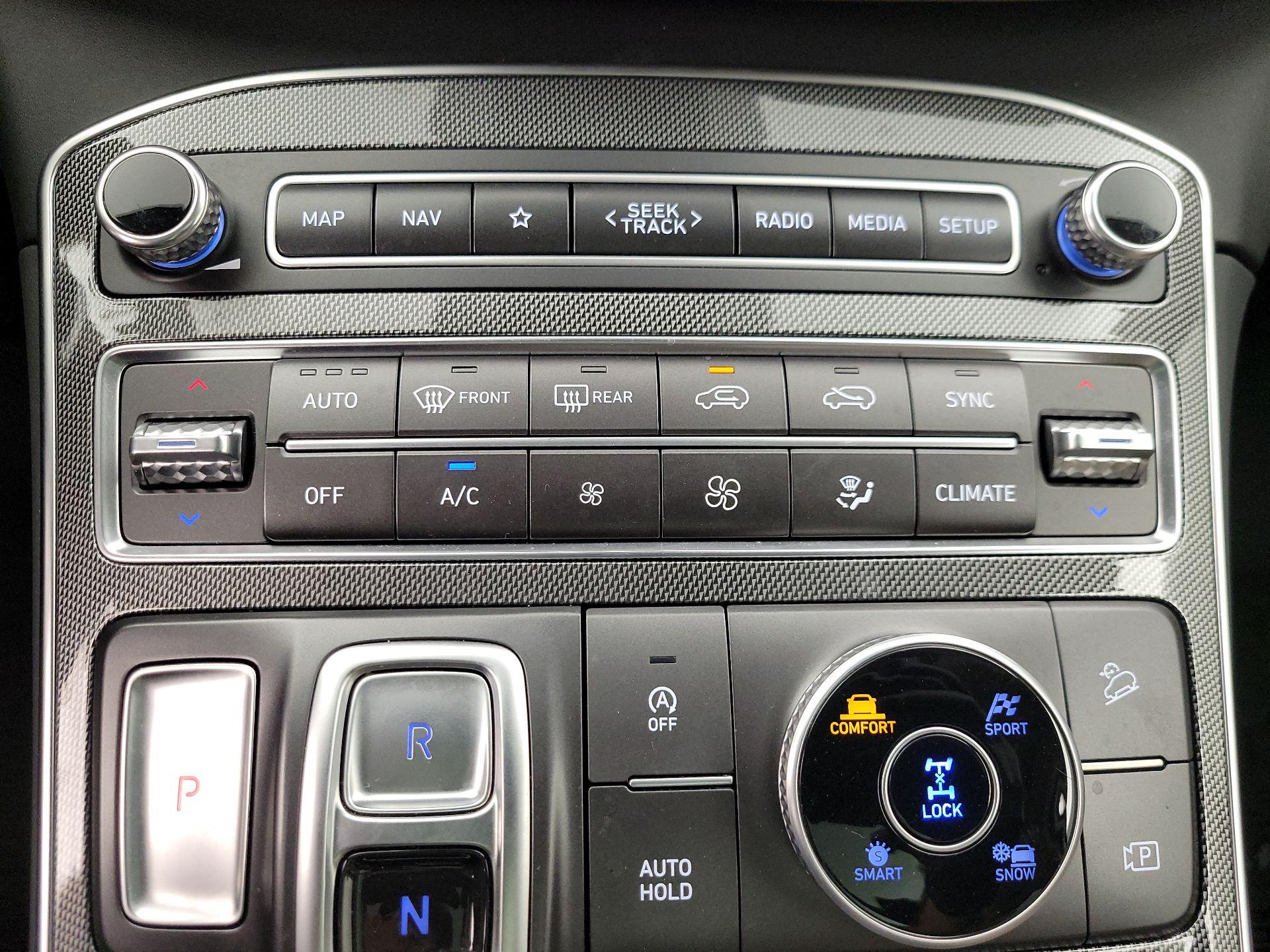 Thumbnail: 2023 Hyundai Santa Fe - 17