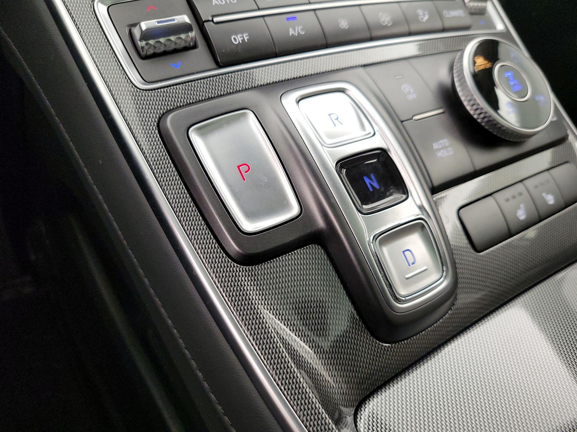 Thumbnail: 2023 Hyundai Santa Fe - 18