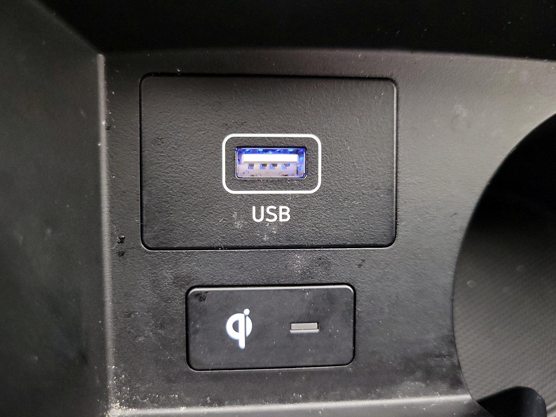 Thumbnail: 2023 Hyundai Santa Fe - 19