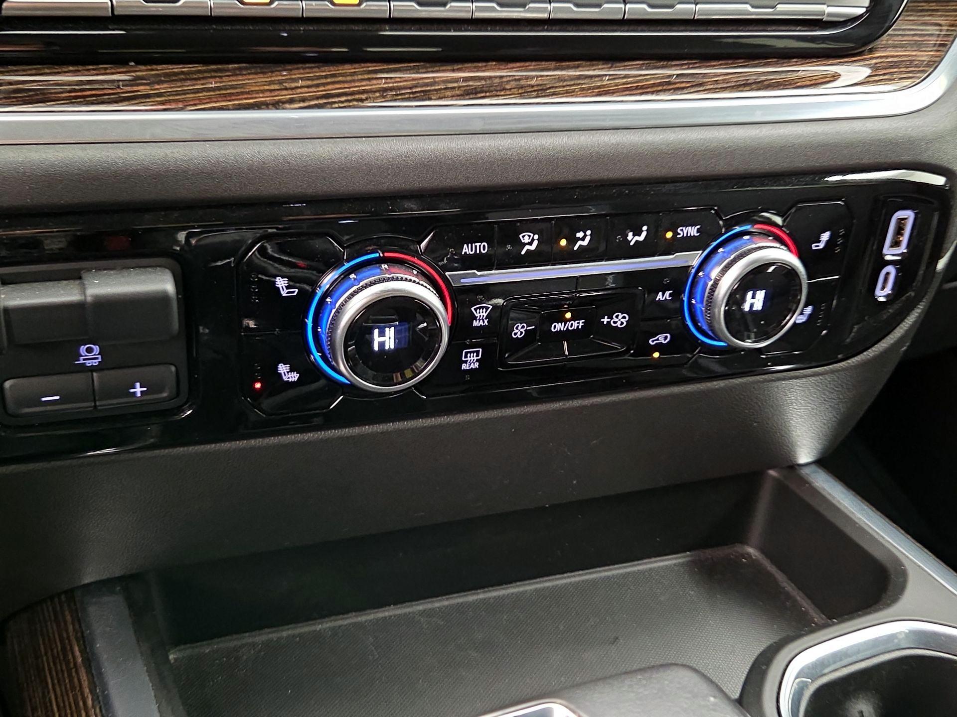 Thumbnail: 2022 GMC Sierra 1500 - 16