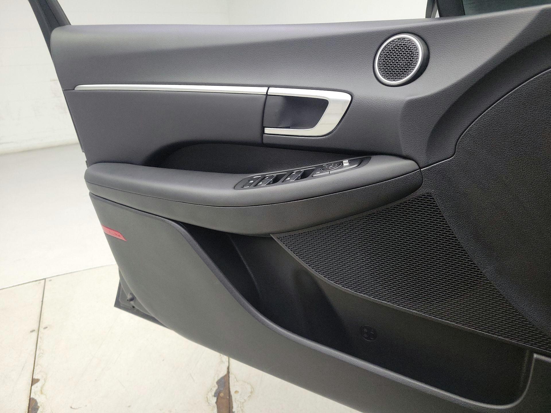 Thumbnail: 2022 Hyundai Sonata - 12