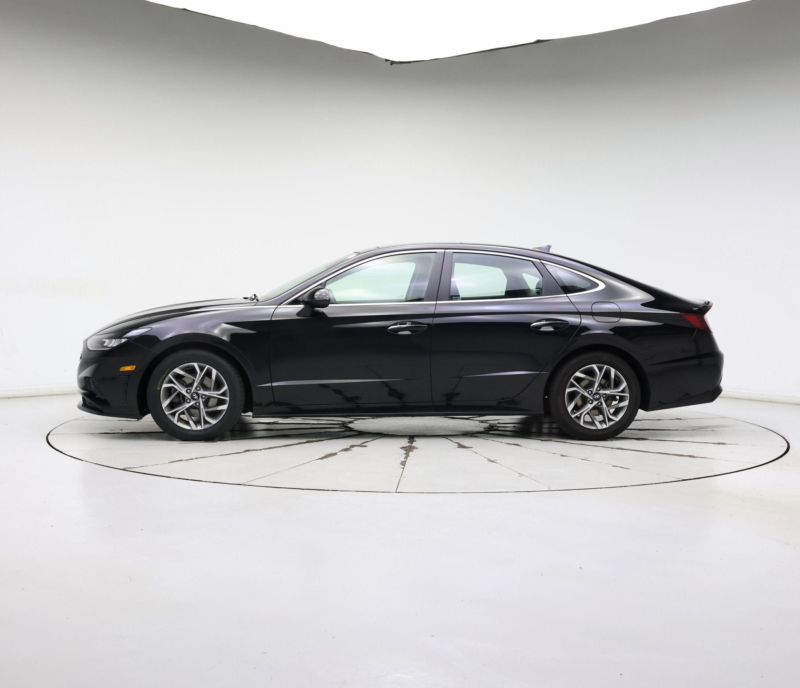 Thumbnail: 2022 Hyundai Sonata - 3