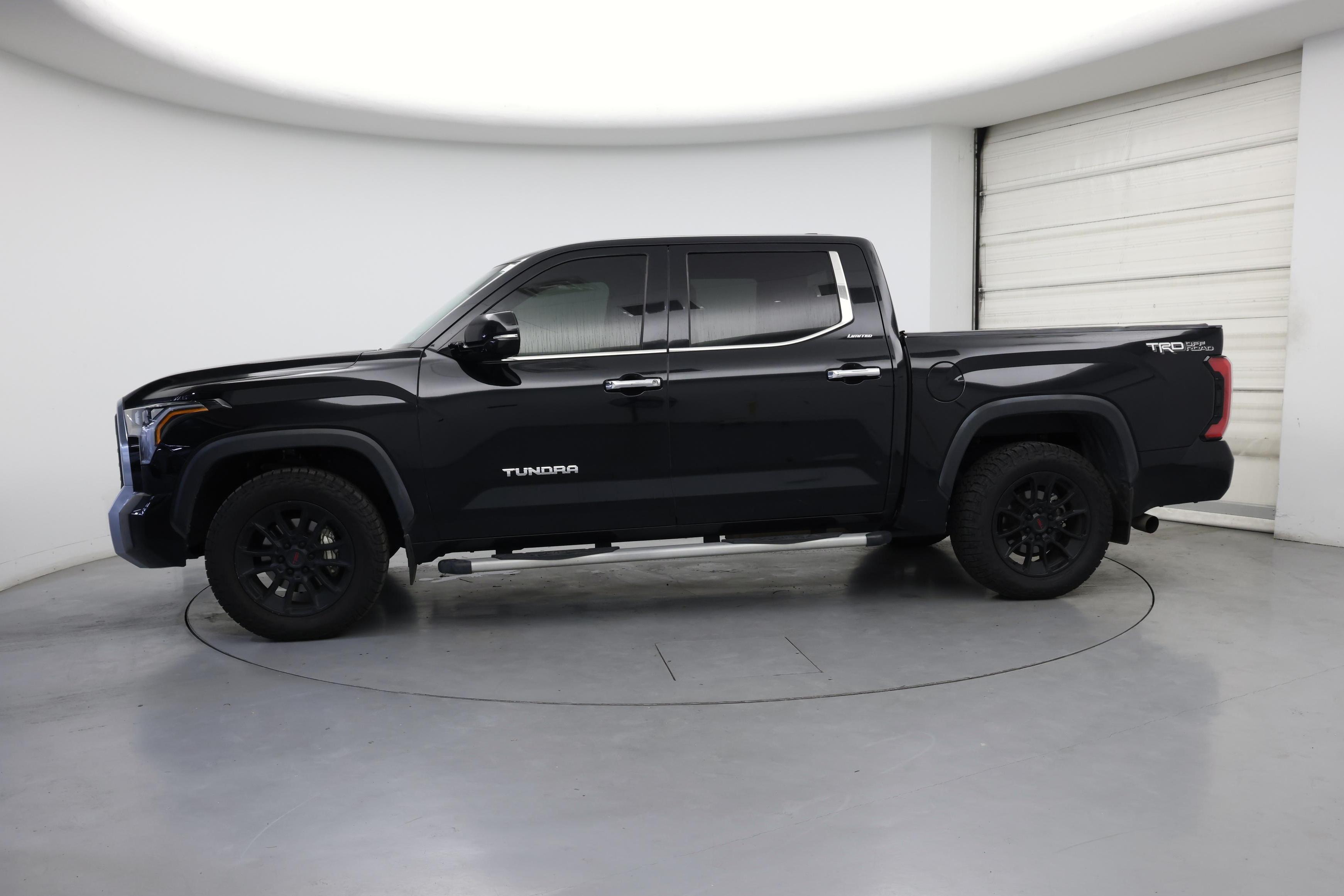 Thumbnail: 2022 Toyota Tundra - 3
