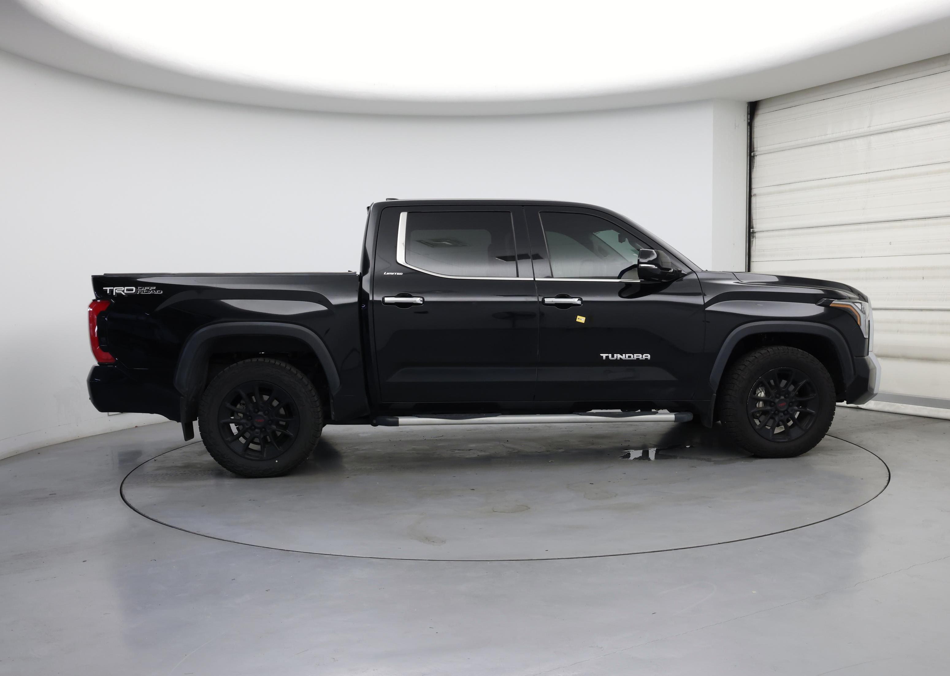 Thumbnail: 2022 Toyota Tundra - 7