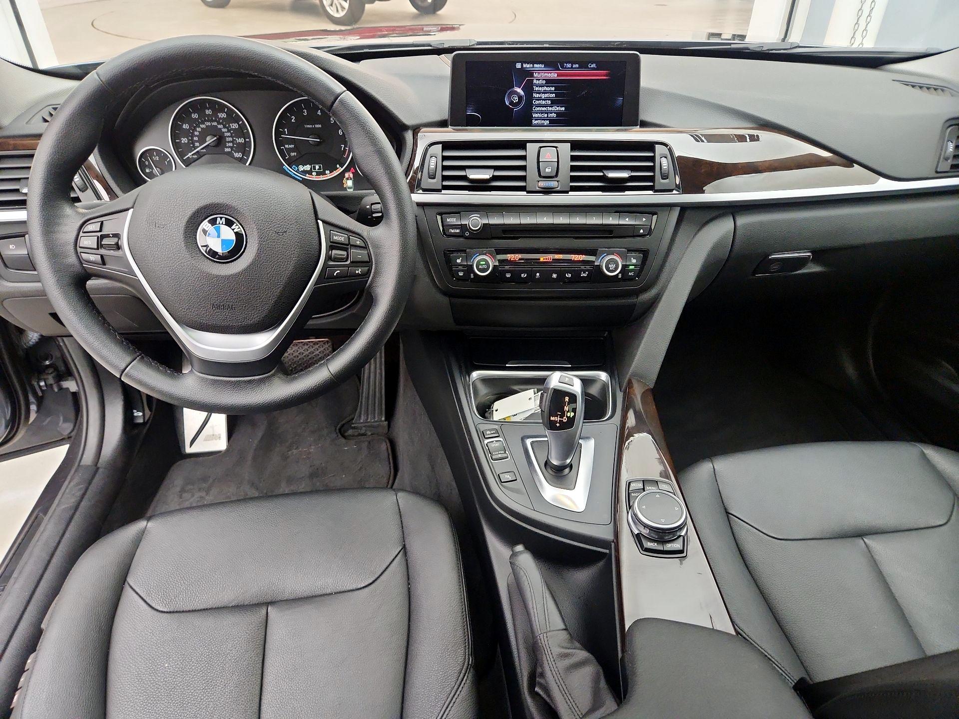 Thumbnail: 2015 BMW 3 Series - 9