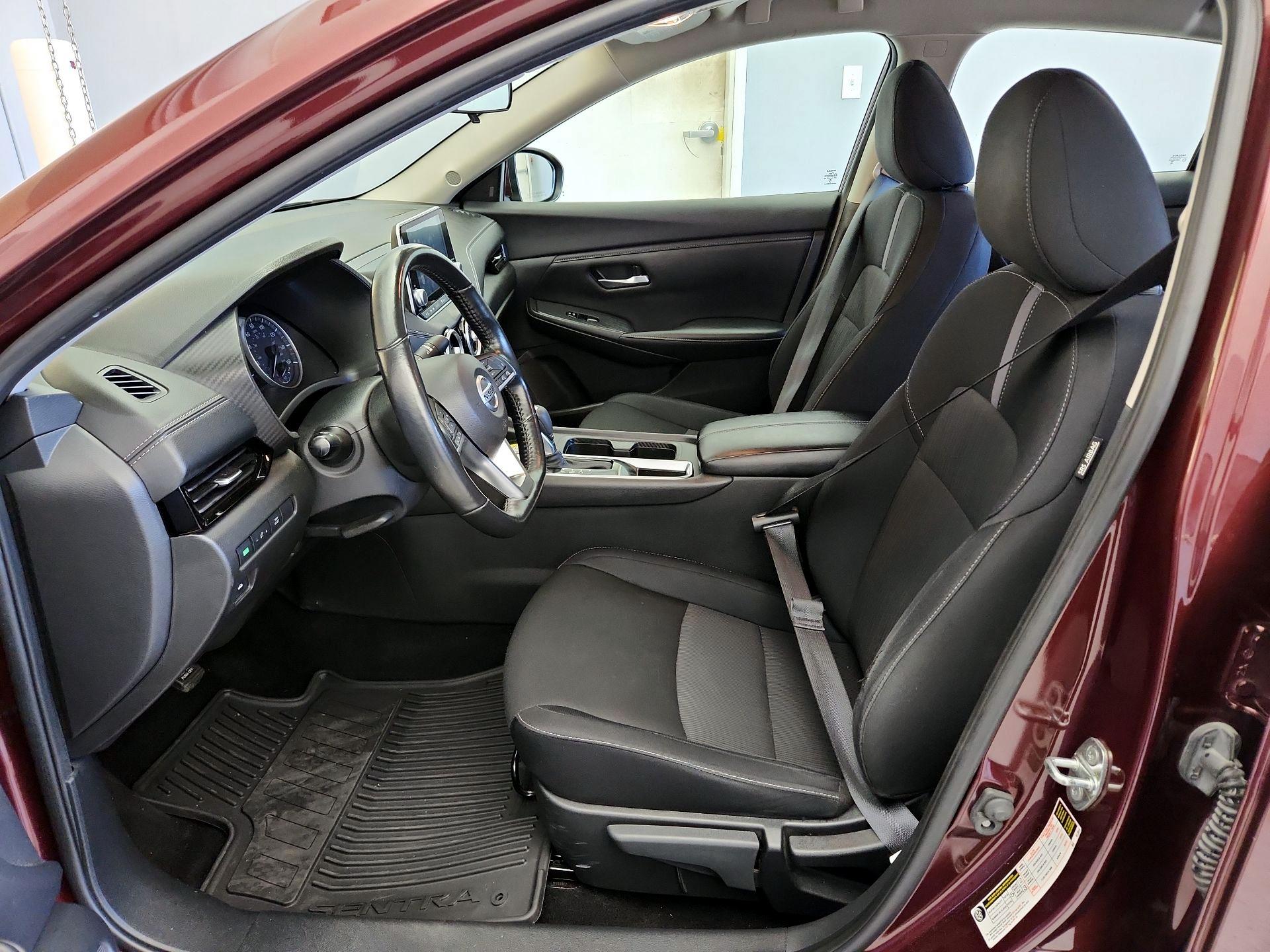 Thumbnail: 2022 Nissan Sentra - 11