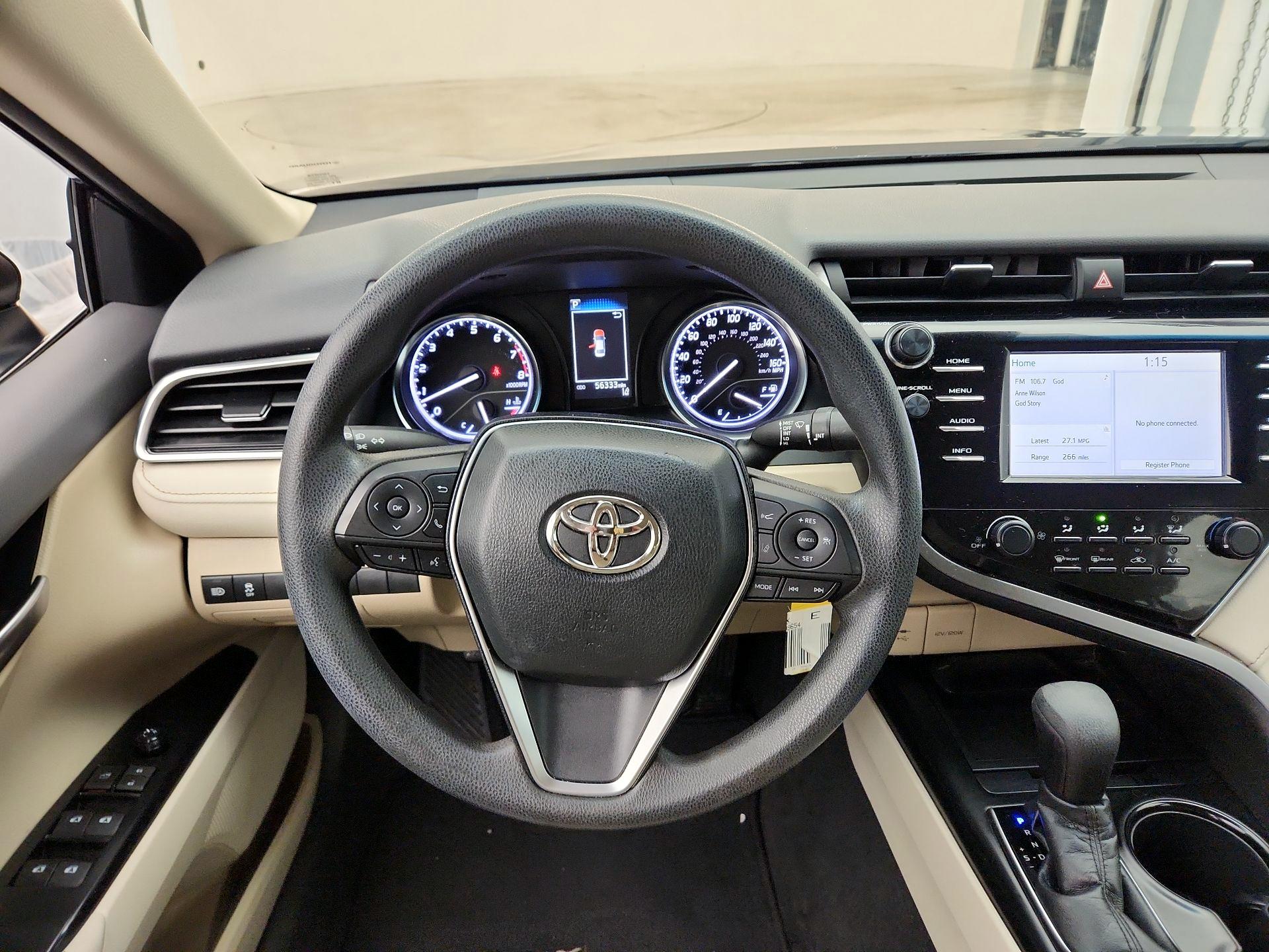 Thumbnail: 2018 Toyota Camry - 10