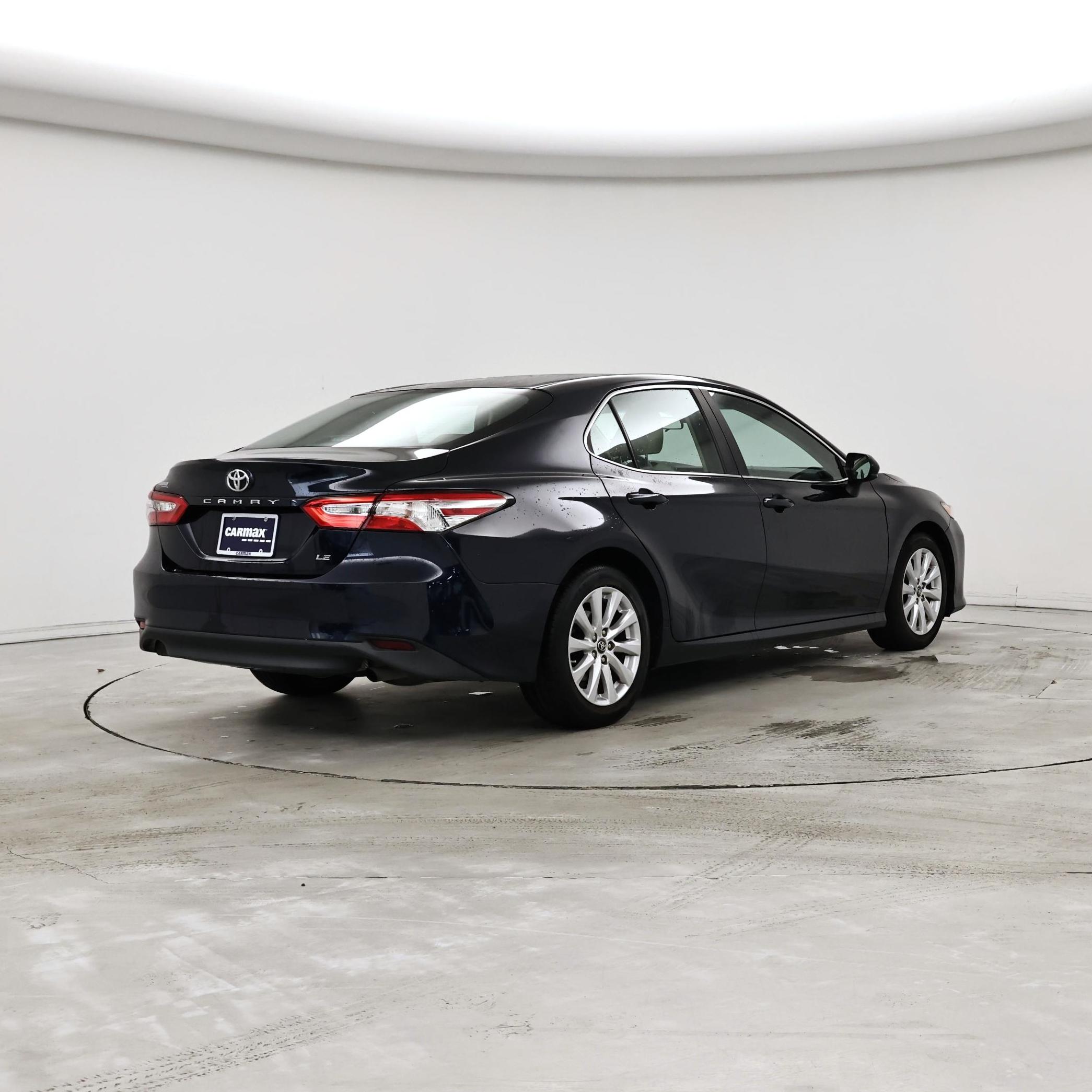 Thumbnail: 2018 Toyota Camry - 8