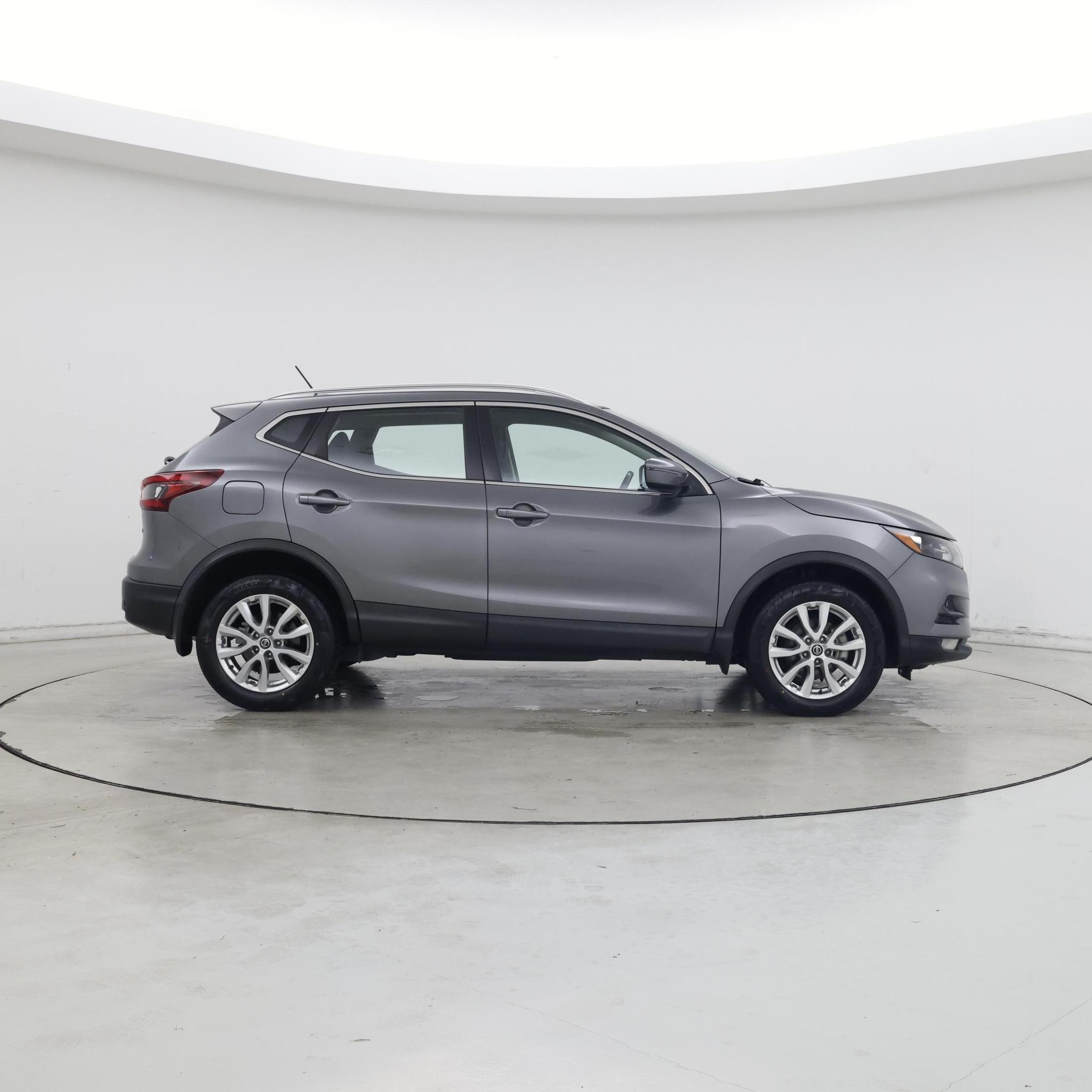 Thumbnail: 2021 Nissan Rogue Sport - 7