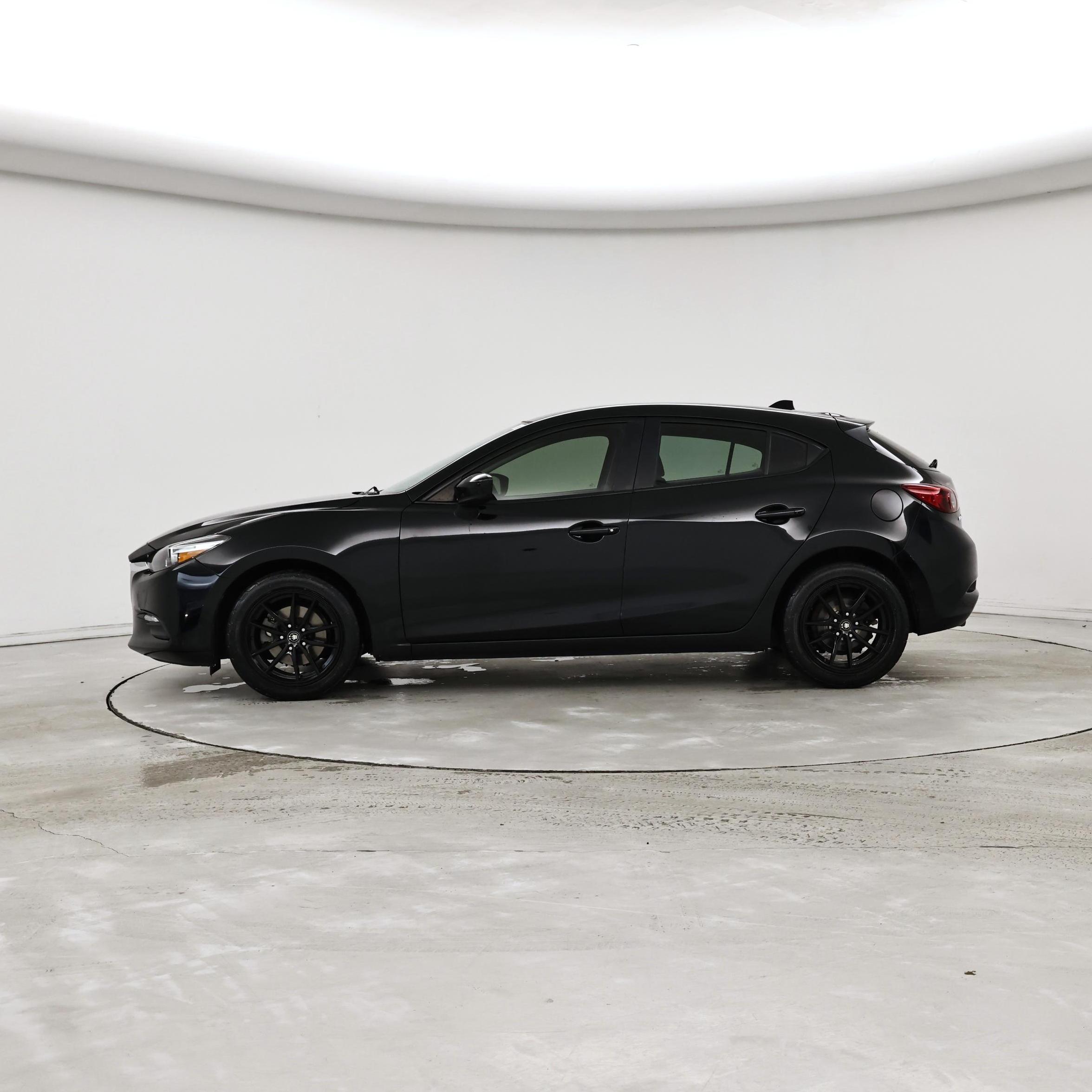 Thumbnail: 2017 Mazda Mazda3 - 3