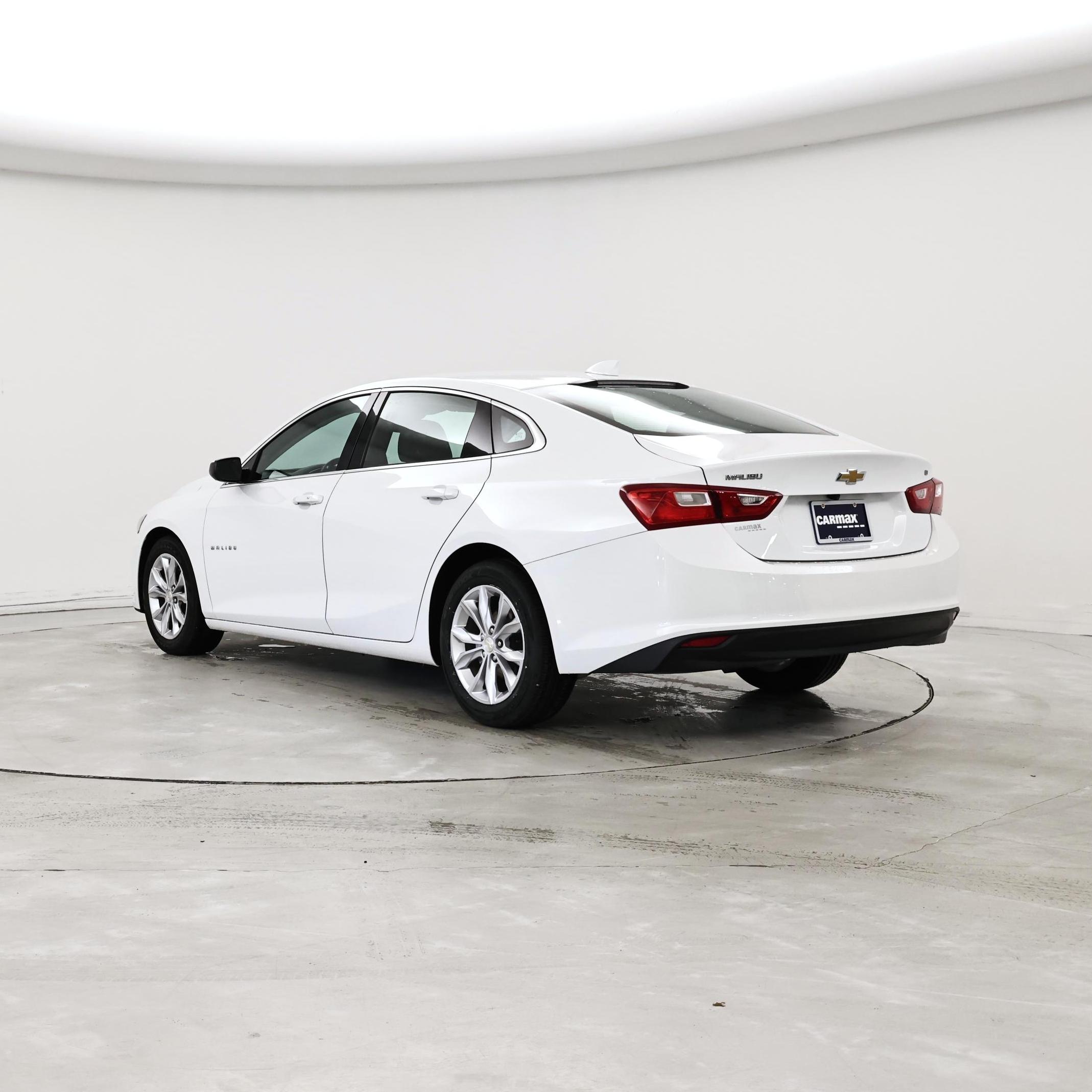 Thumbnail: 2023 Chevrolet Malibu - 2