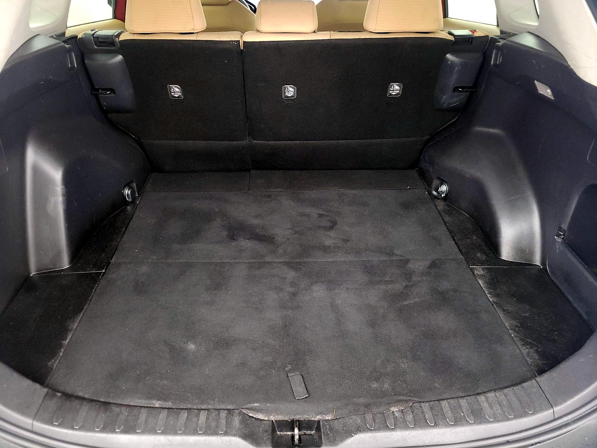Thumbnail: 2019 Toyota RAV4 - 20