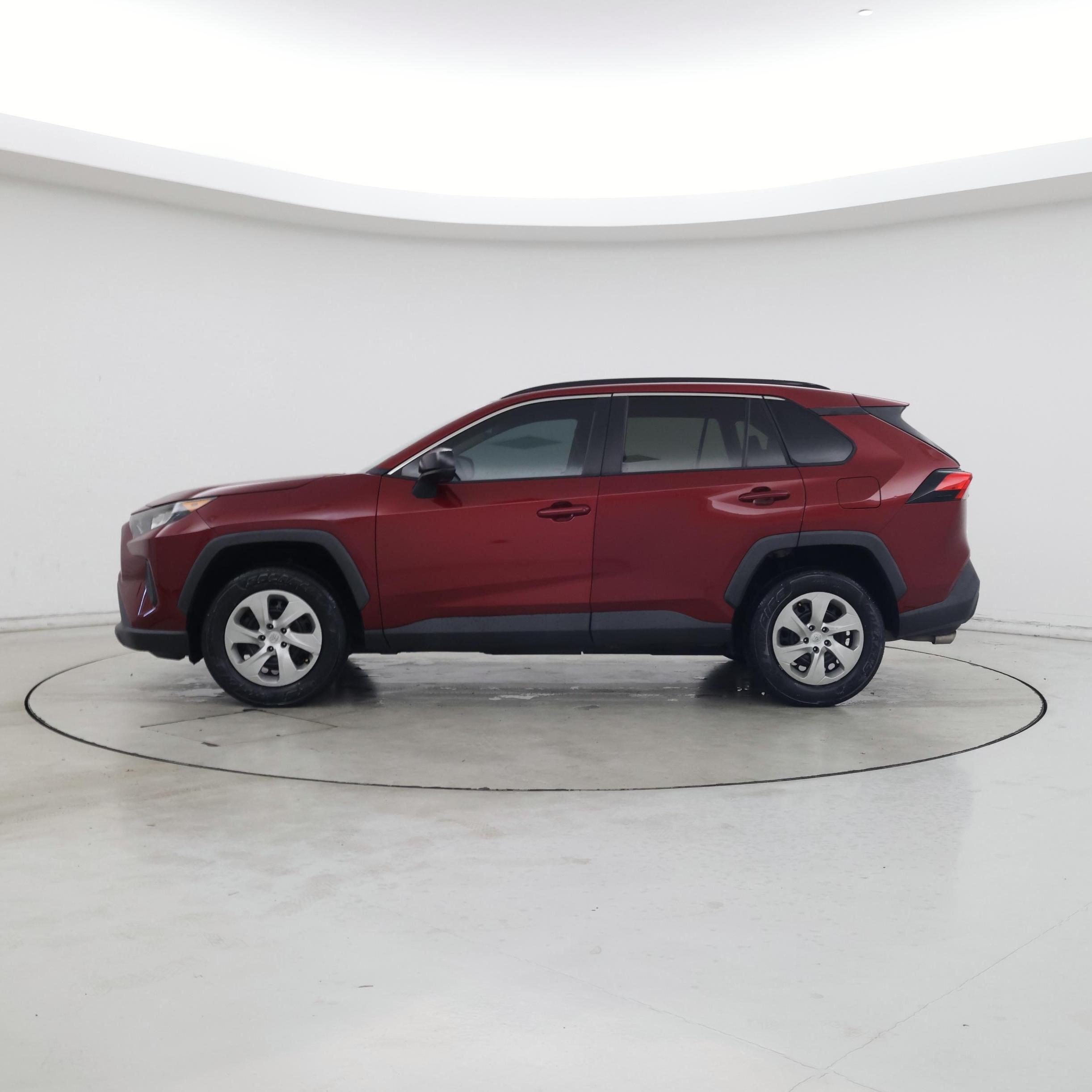 Thumbnail: 2019 Toyota RAV4 - 3