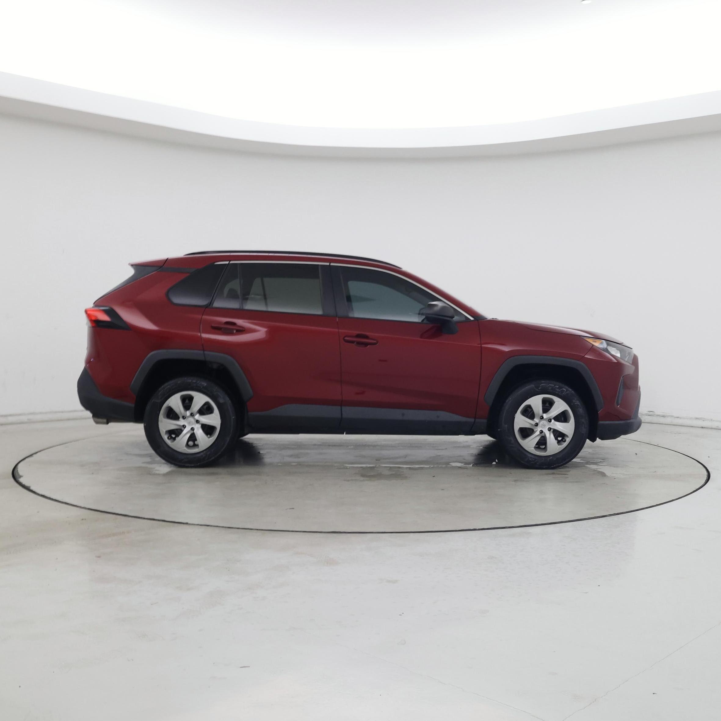 Thumbnail: 2019 Toyota RAV4 - 7