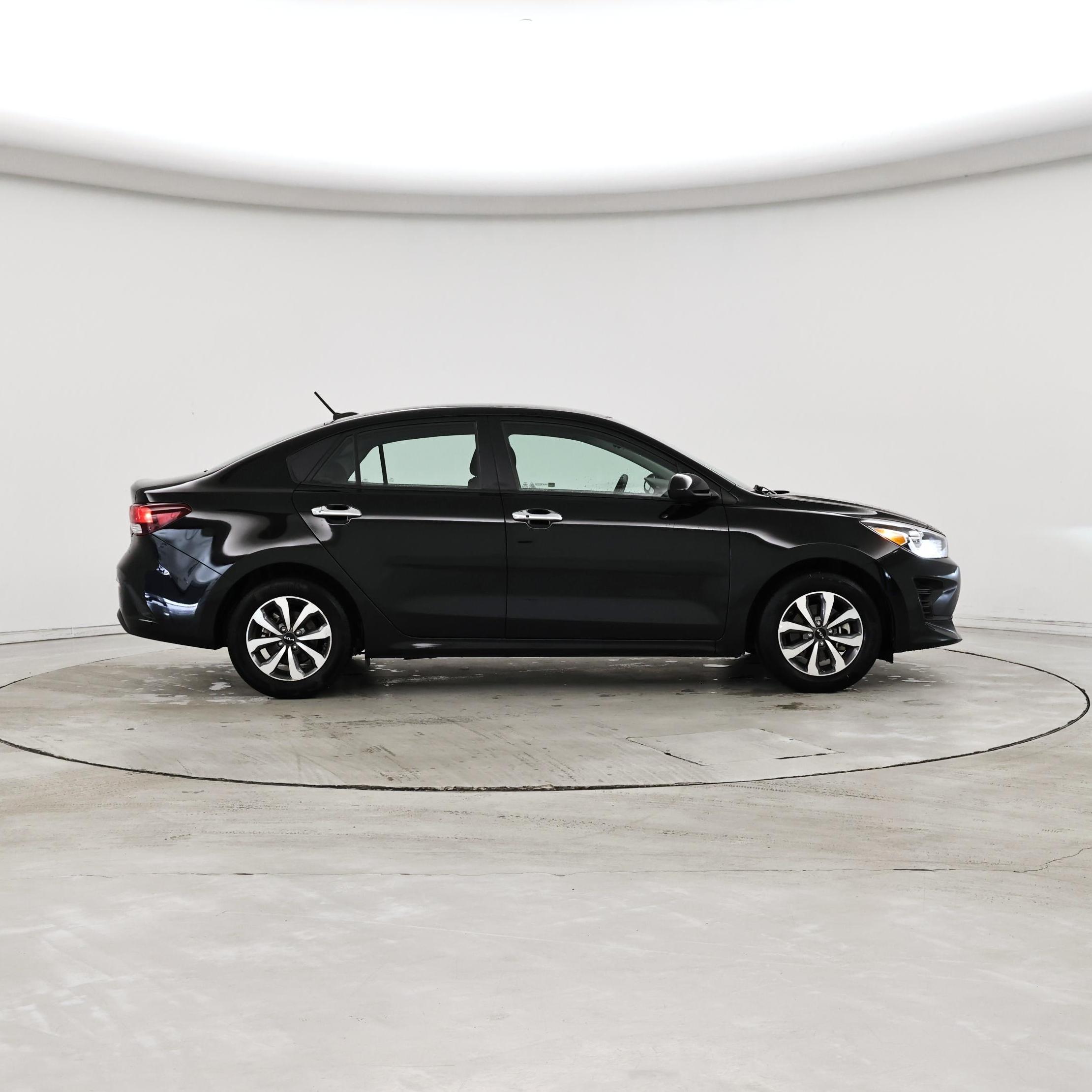 Thumbnail: 2023 Kia Rio - 7
