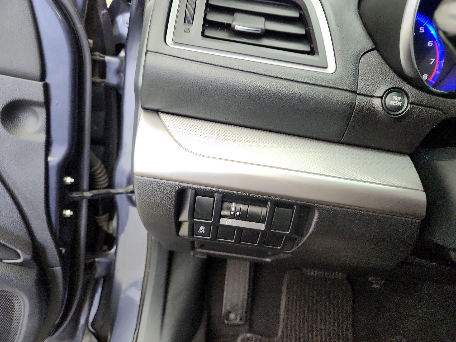 Thumbnail: 2016 Subaru Outback - 13