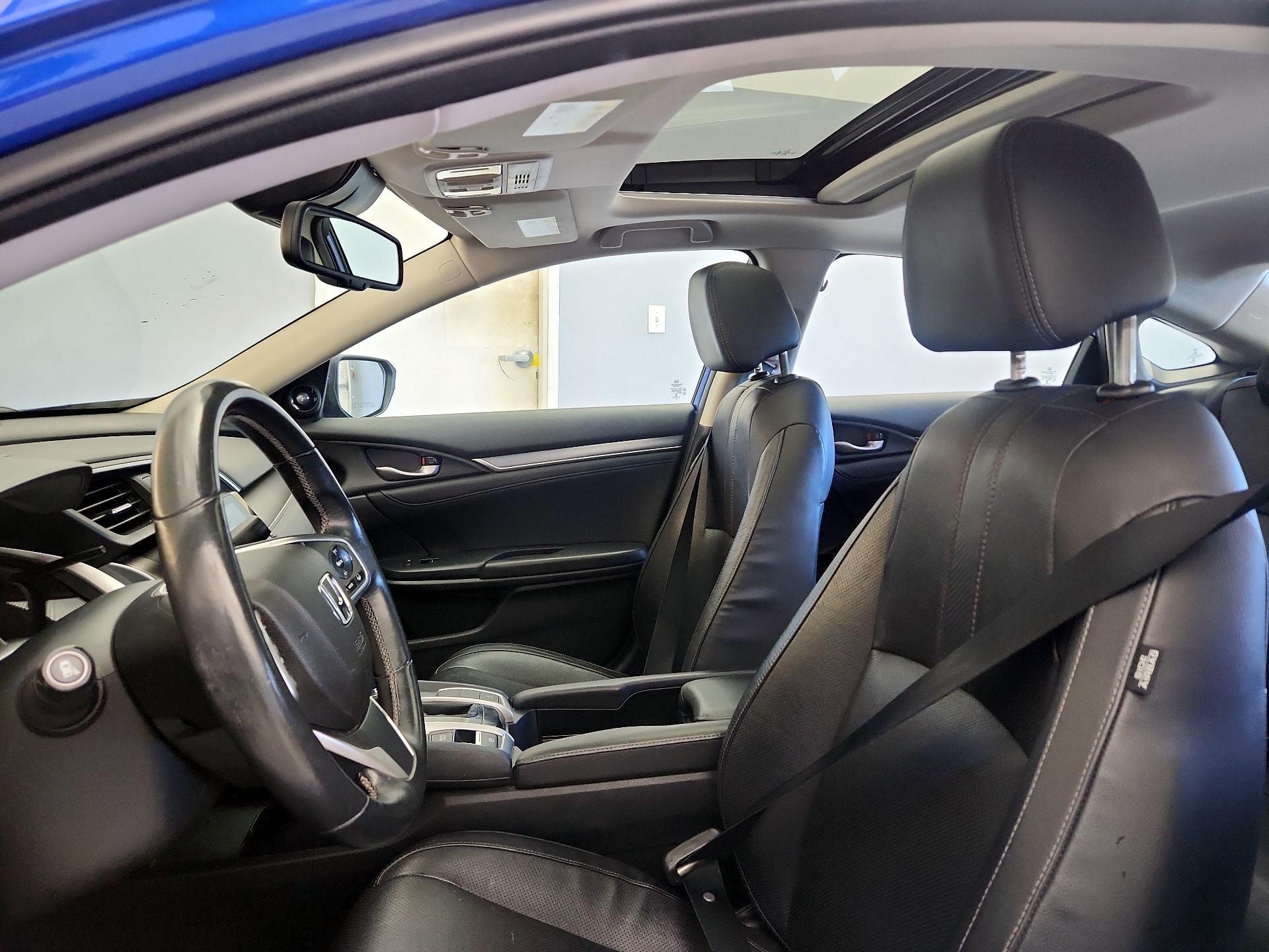 Thumbnail: 2016 Honda Civic - 18