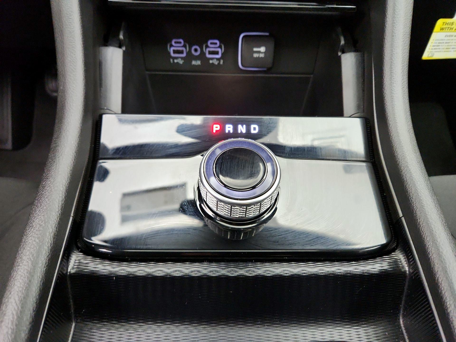 Thumbnail: 2024 Jeep Grand Cherokee - 17