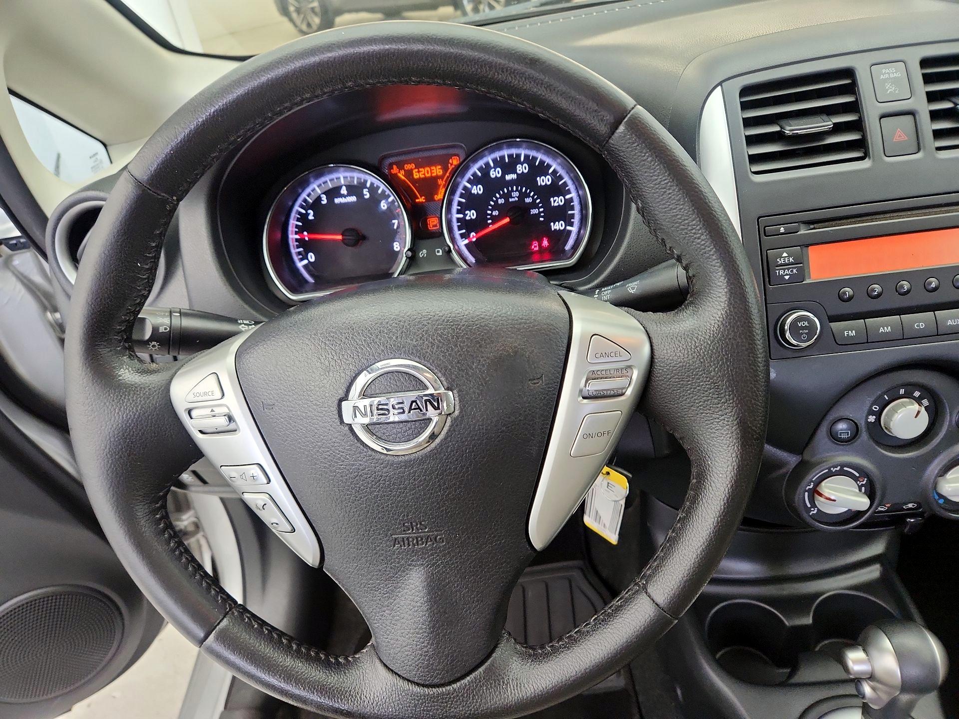 Thumbnail: 2014 Nissan Versa Note - 10
