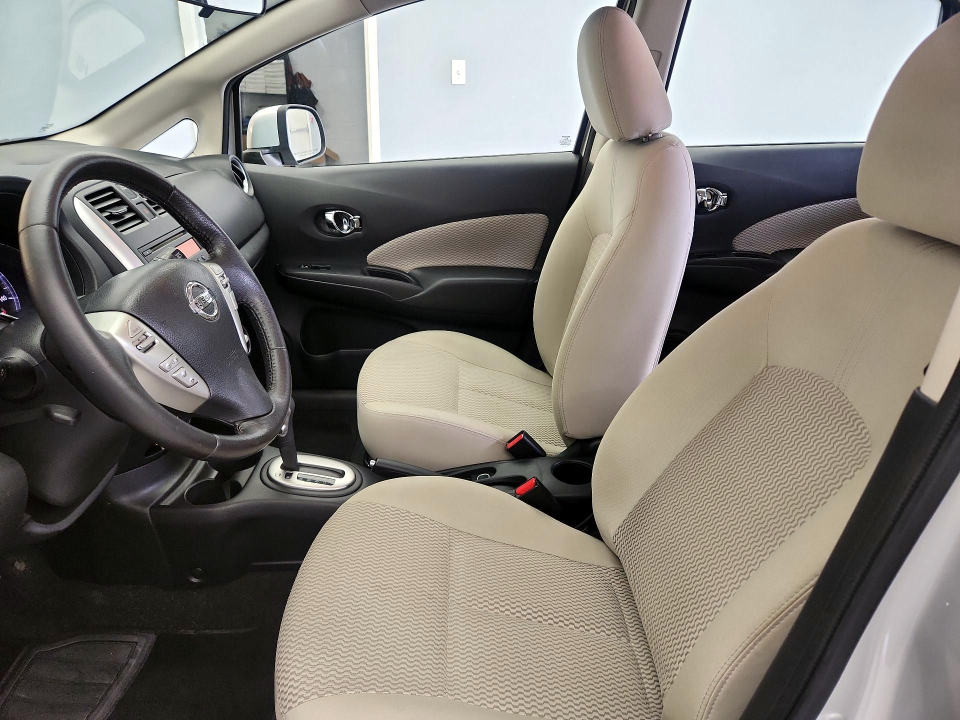 Thumbnail: 2014 Nissan Versa Note - 11