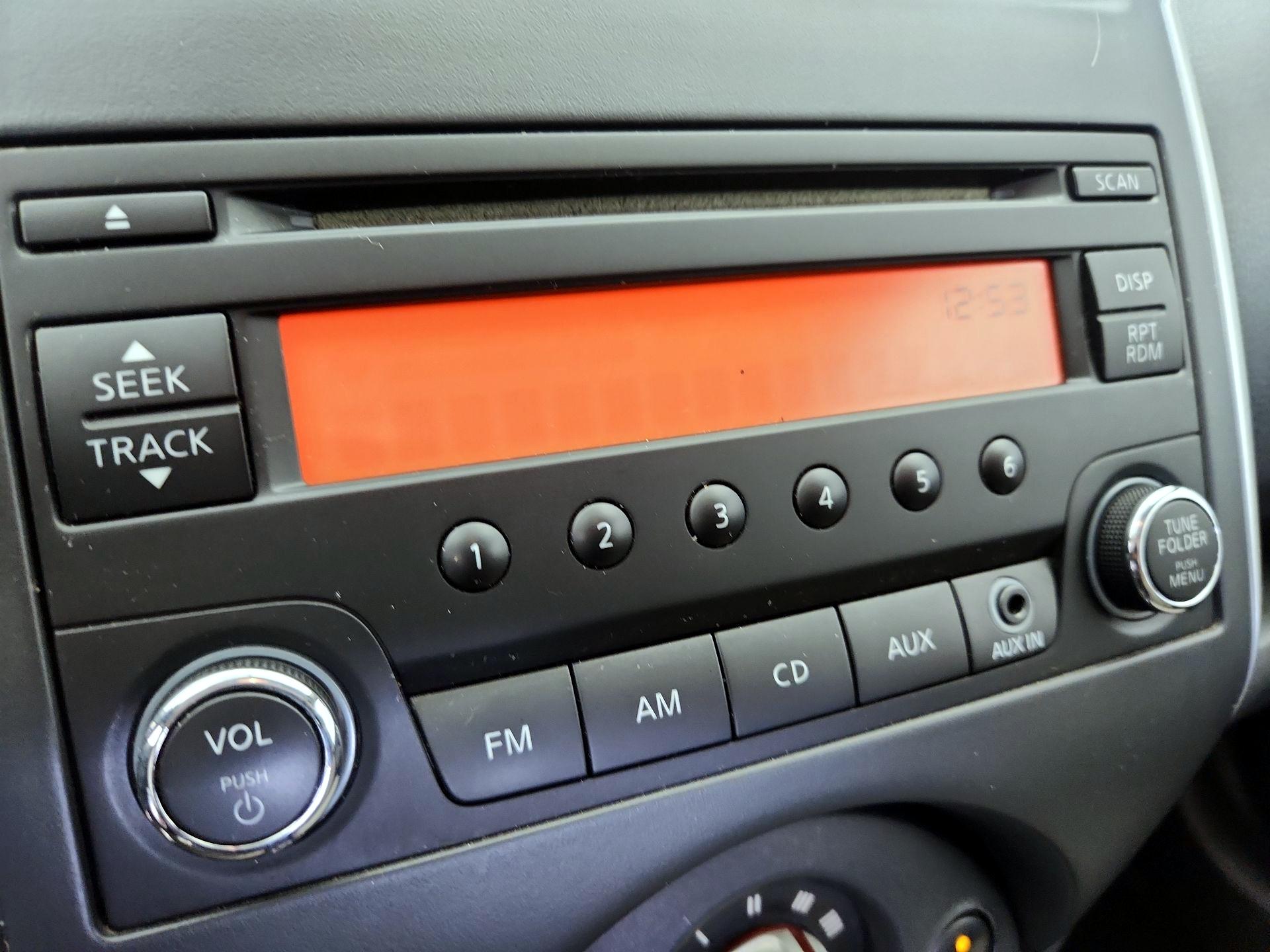 Thumbnail: 2014 Nissan Versa Note - 14
