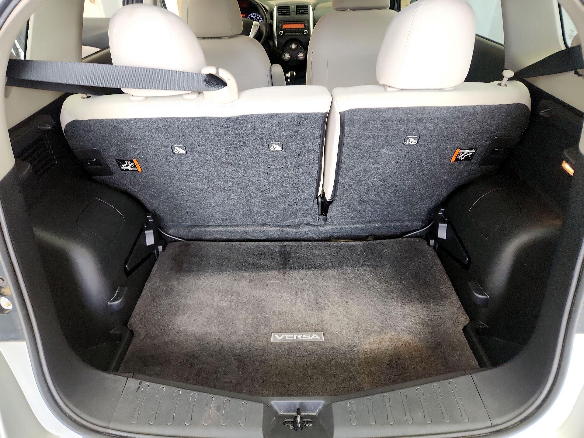 Thumbnail: 2014 Nissan Versa Note - 19