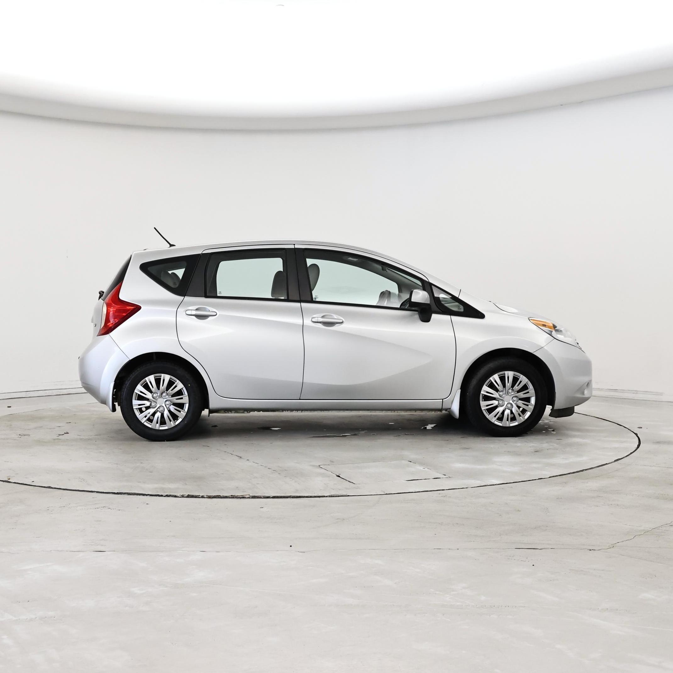 Thumbnail: 2014 Nissan Versa Note - 7