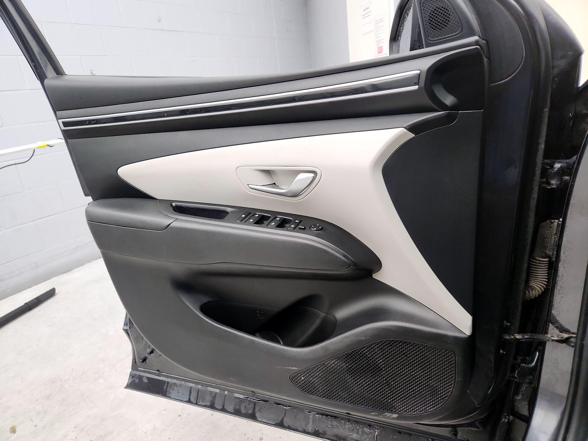 Thumbnail: 2023 Hyundai Tucson - 12