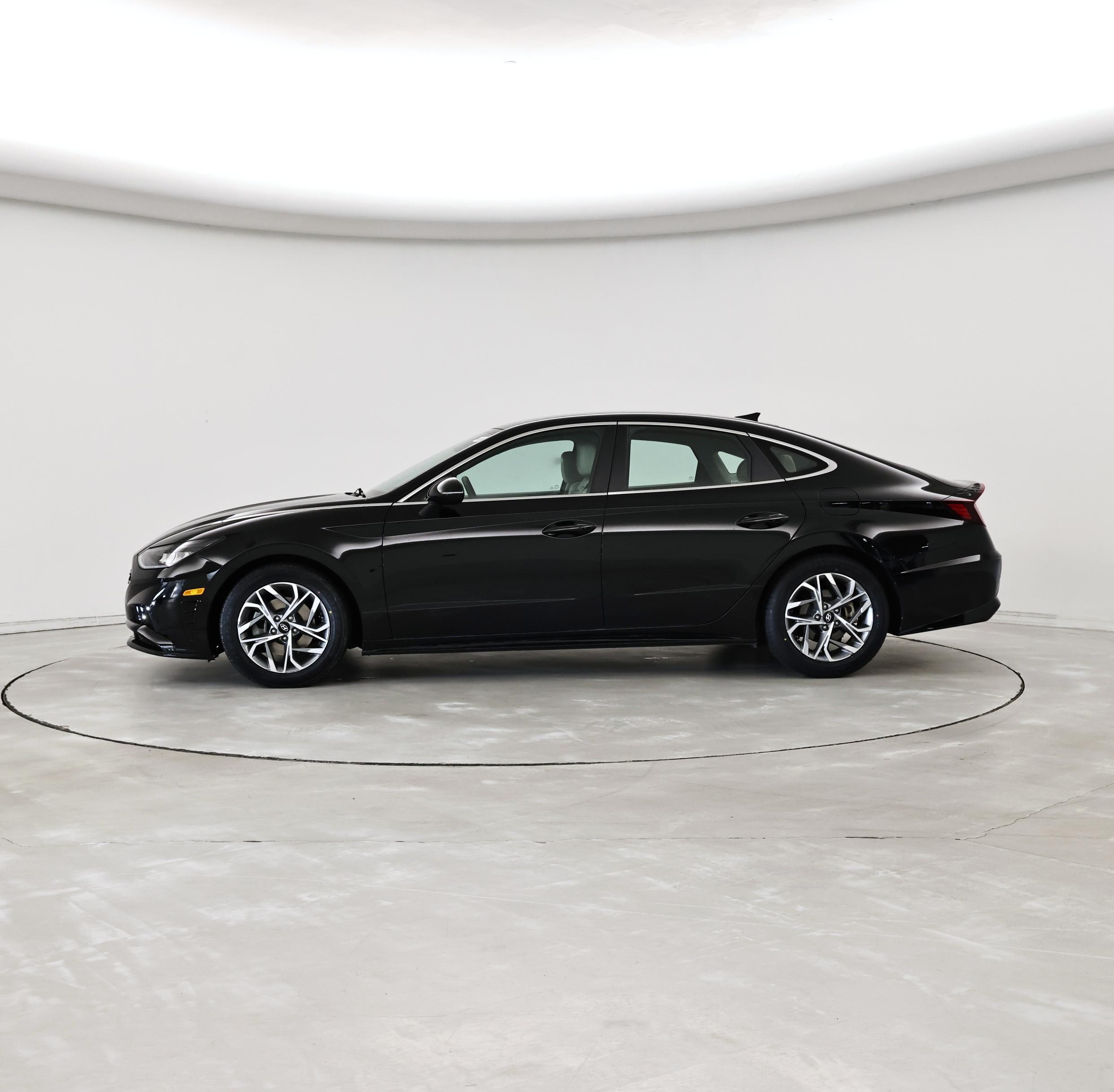 Thumbnail: 2023 Hyundai Sonata - 3
