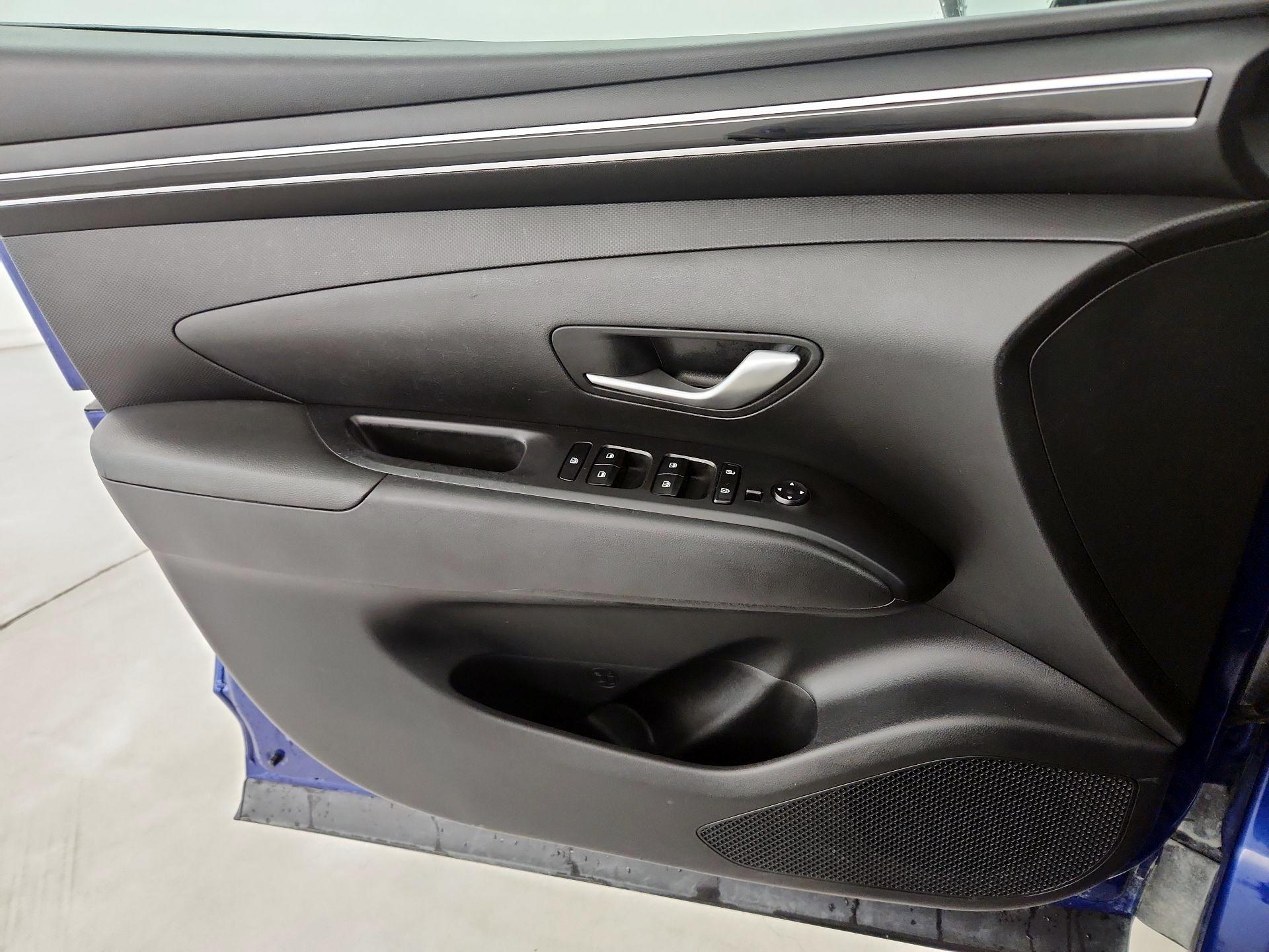 Thumbnail: 2022 Hyundai Tucson - 12