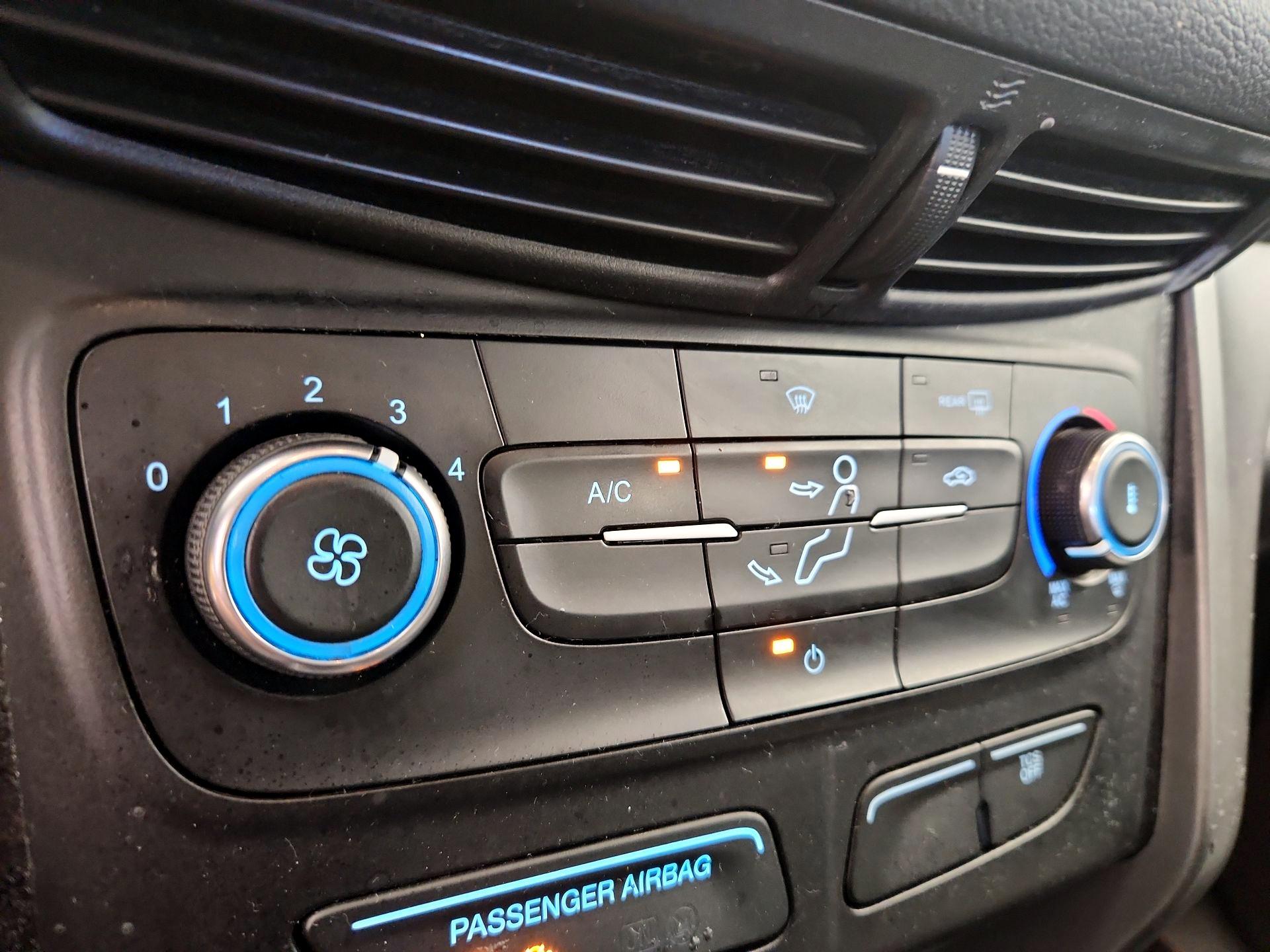 Thumbnail: 2018 Ford Escape - 16