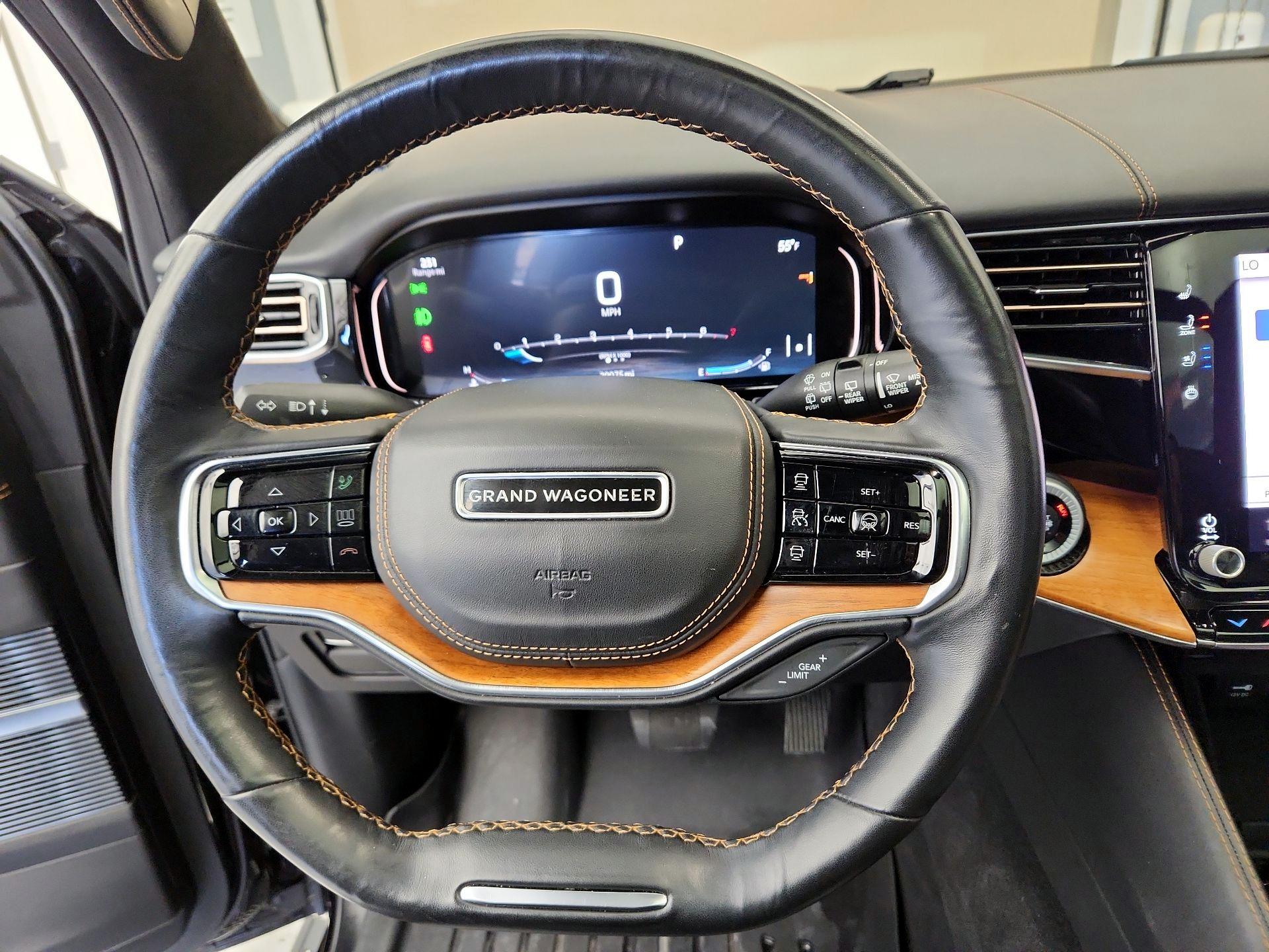 Thumbnail: 2022 Jeep Grand Wagoneer - 10