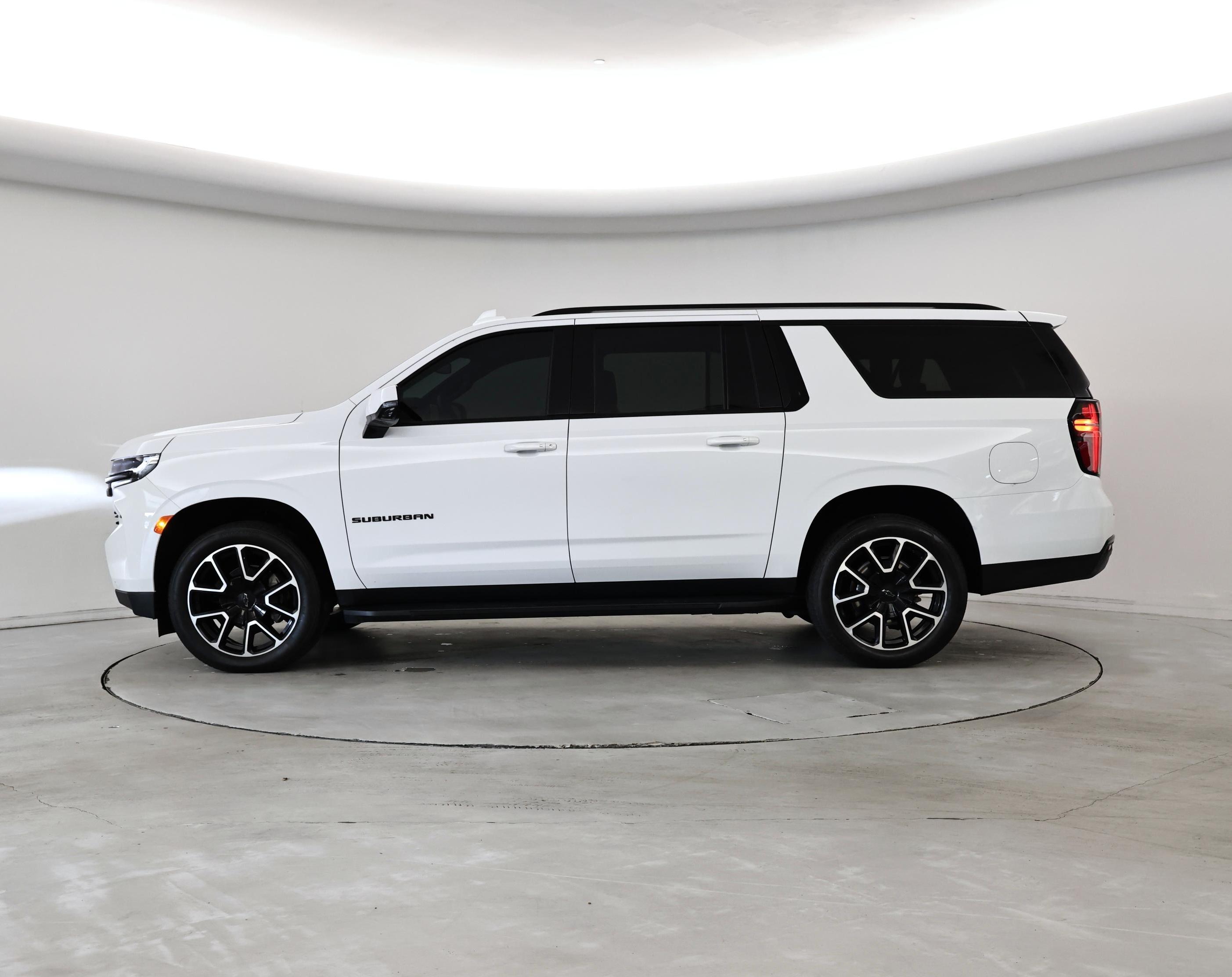 Thumbnail: 2024 Chevrolet Suburban - 3
