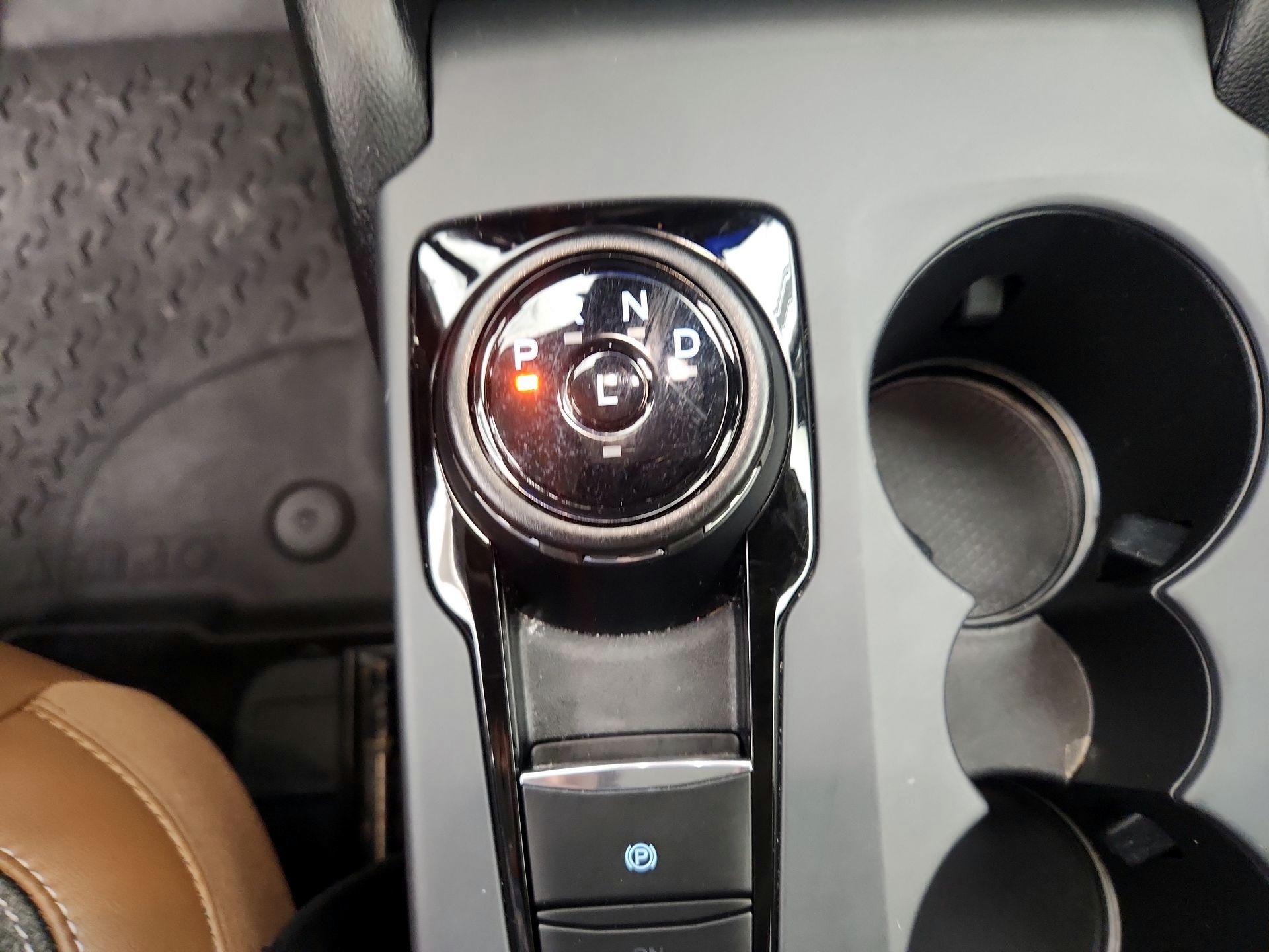 Thumbnail: 2021 Ford Bronco Sport - 17