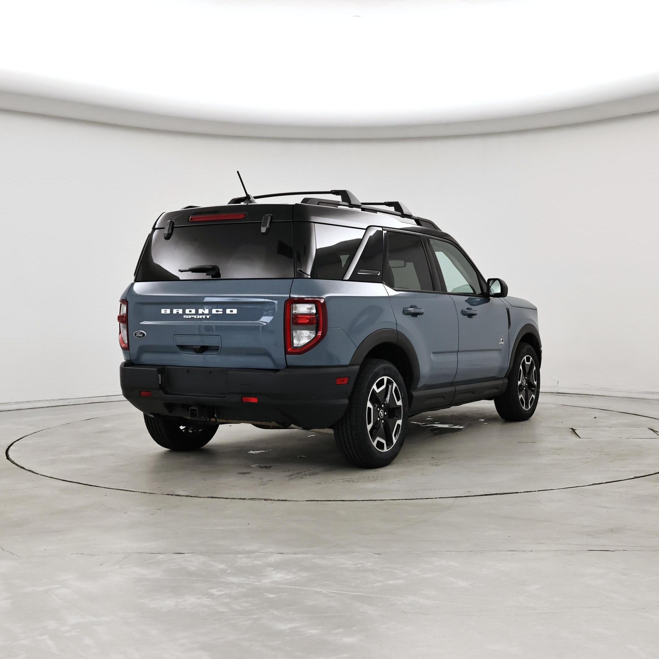 Thumbnail: 2021 Ford Bronco Sport - 8