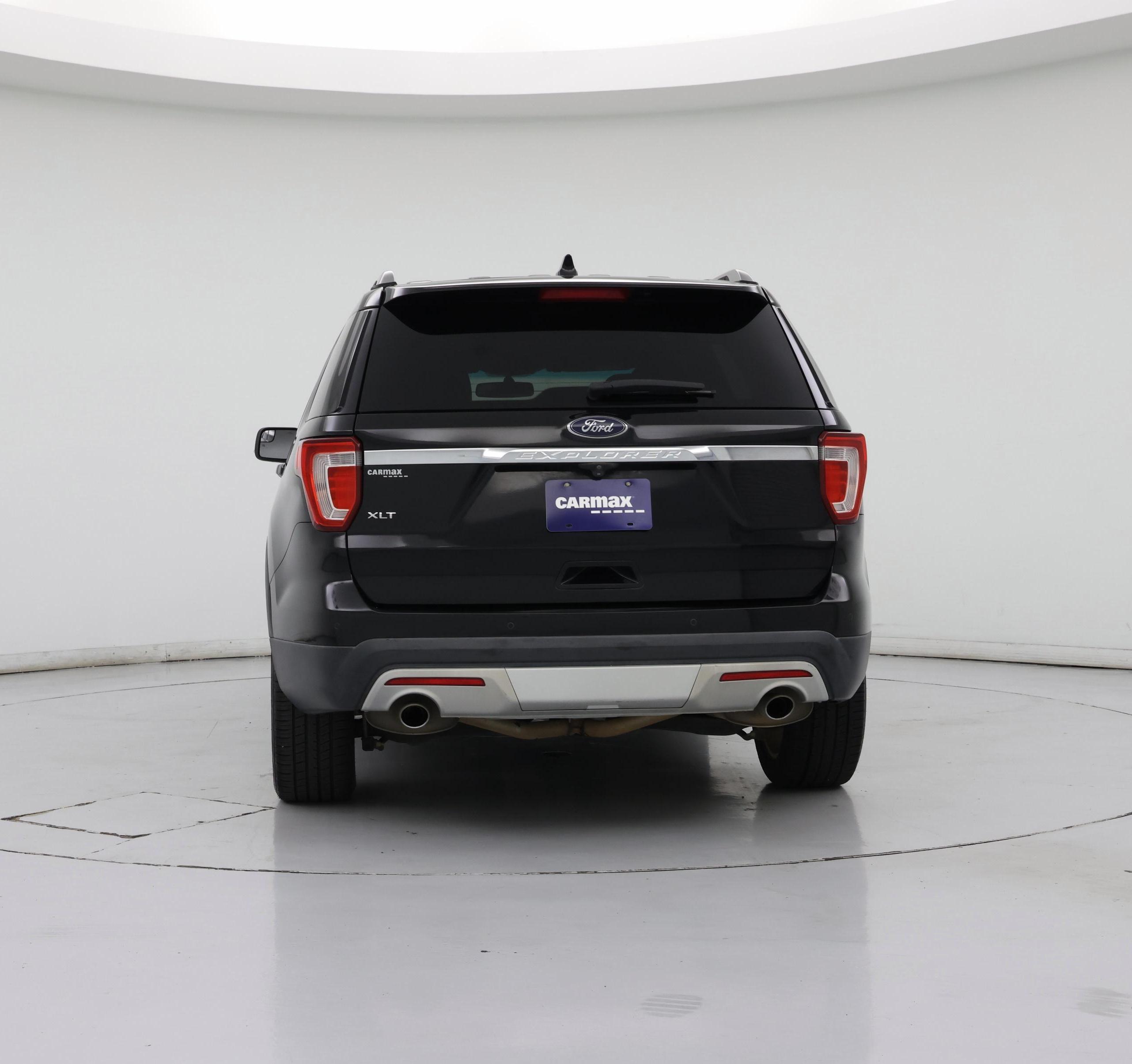 Thumbnail: 2016 Ford Explorer - 6