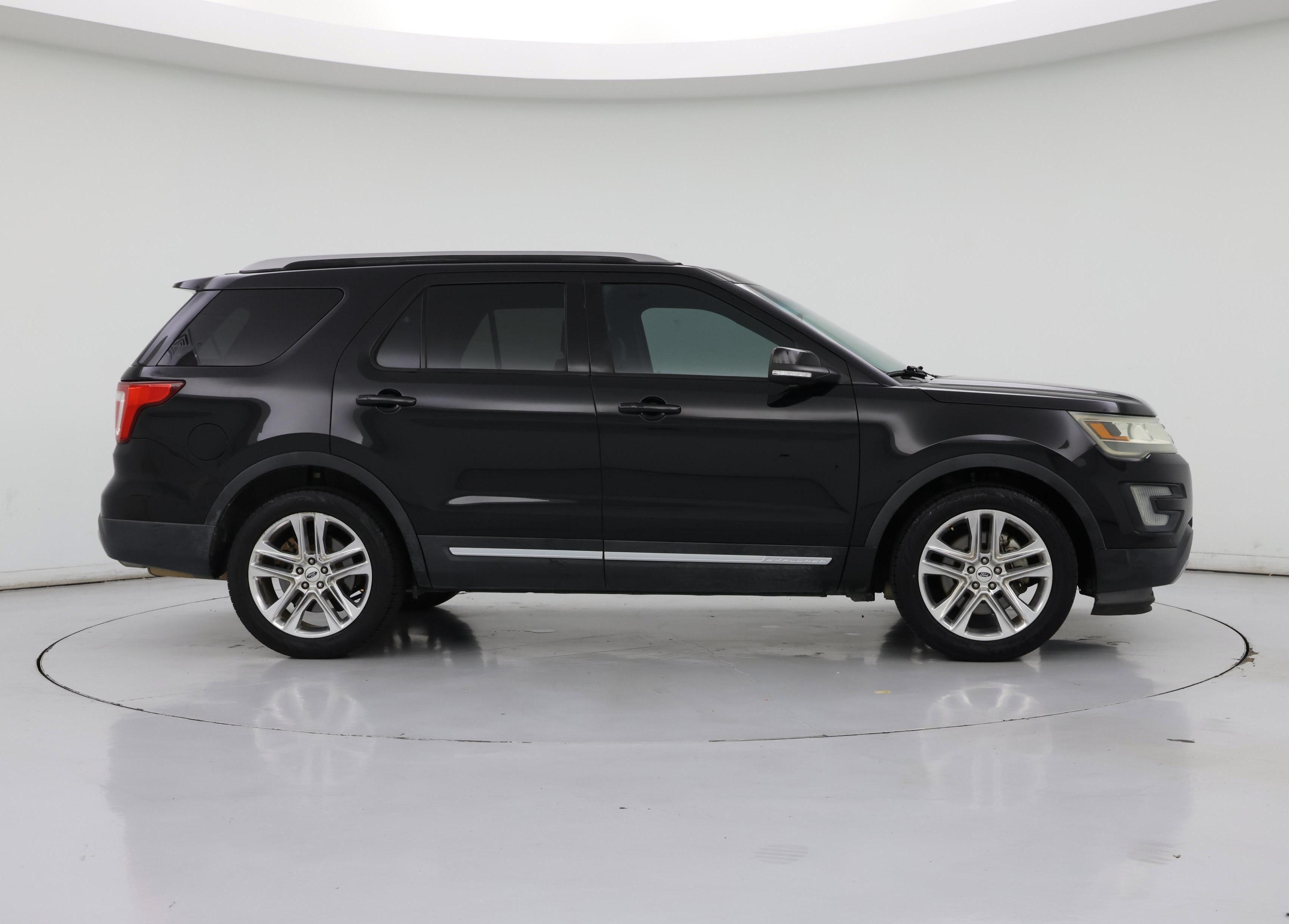 Thumbnail: 2016 Ford Explorer - 7