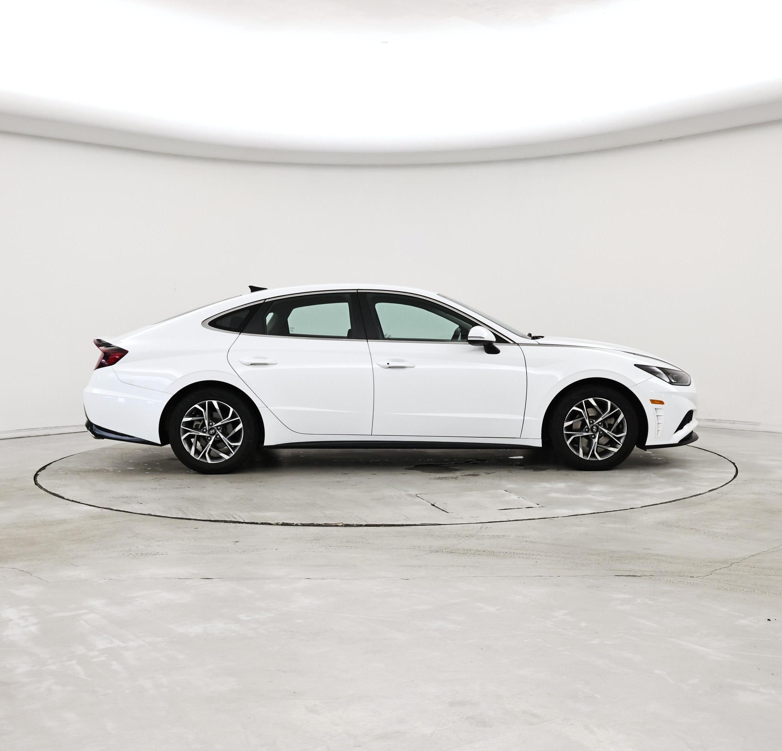 Thumbnail: 2023 Hyundai Sonata - 7