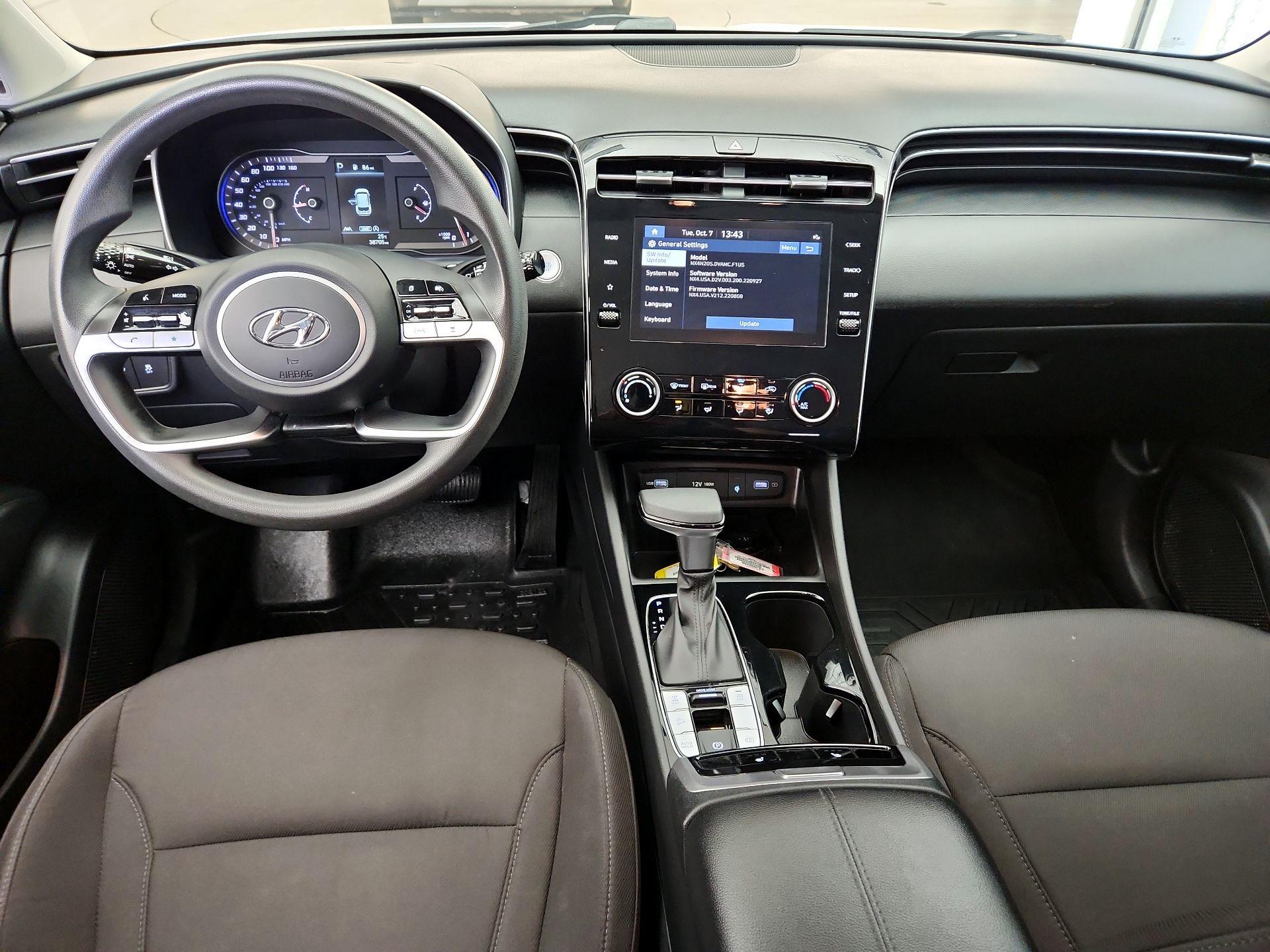 Thumbnail: 2023 Hyundai Tucson - 9