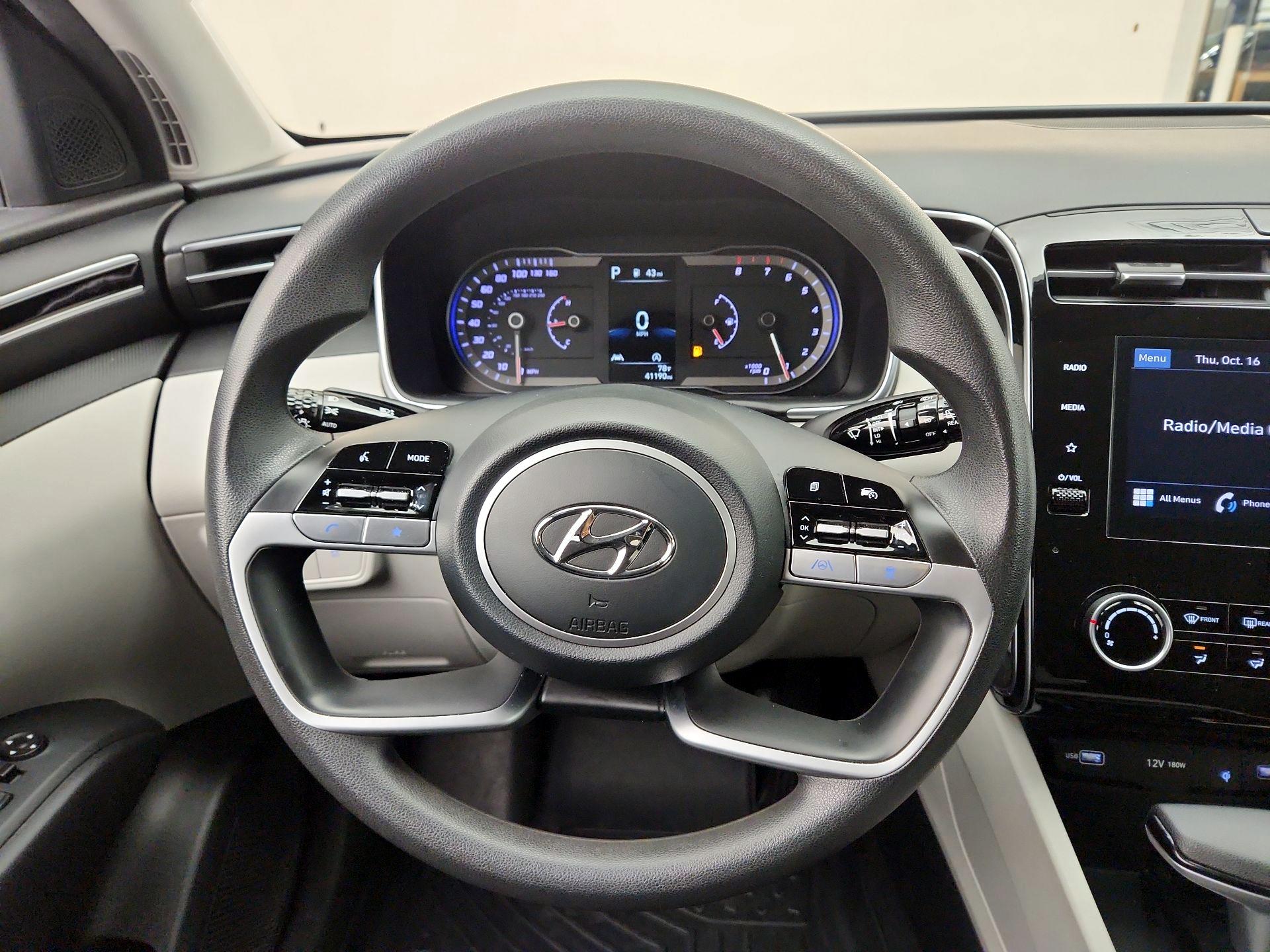 Thumbnail: 2023 Hyundai Tucson - 10